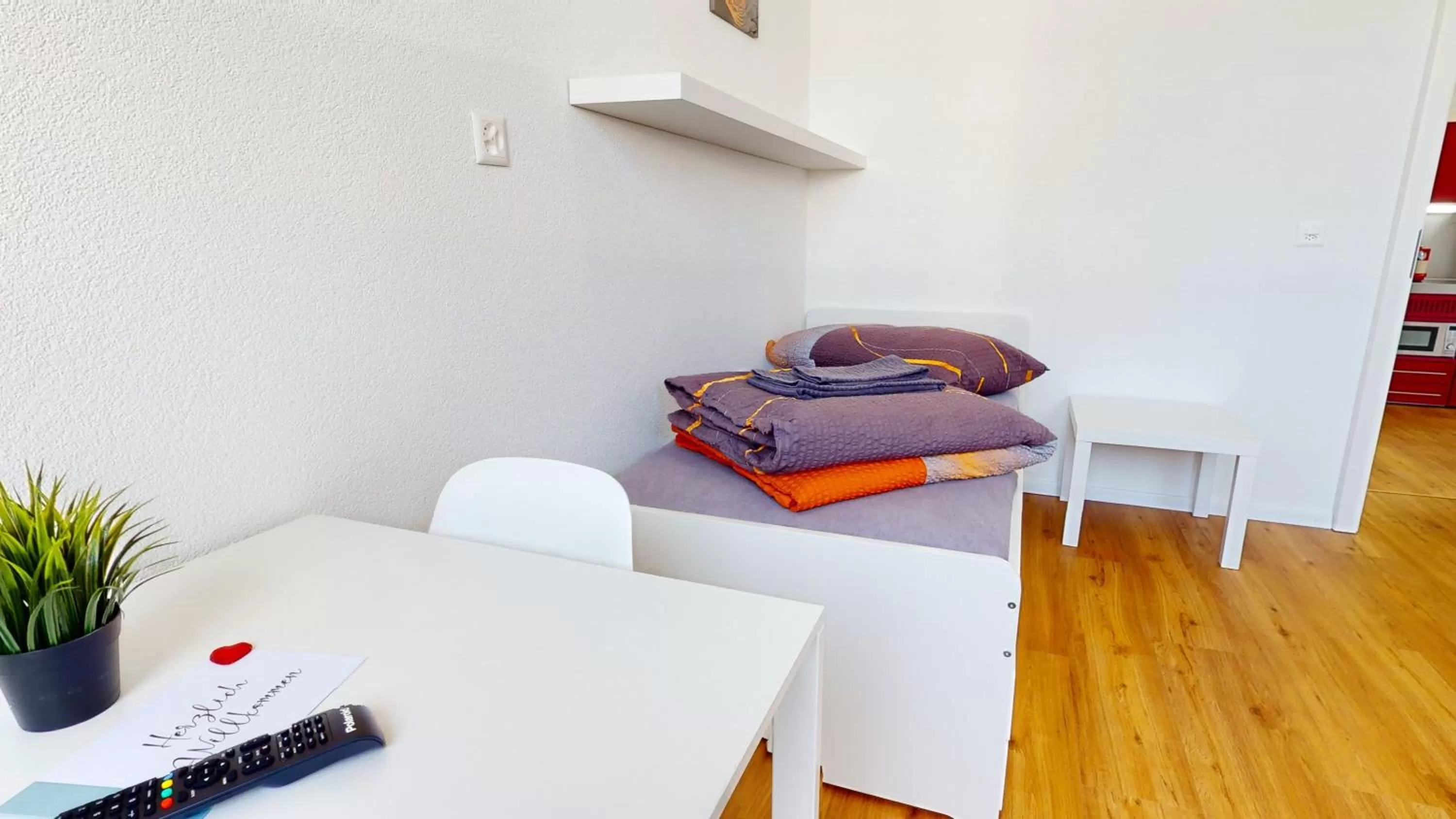 hair dresser in Anstatthotel Affoltern am Albis - self-check-in