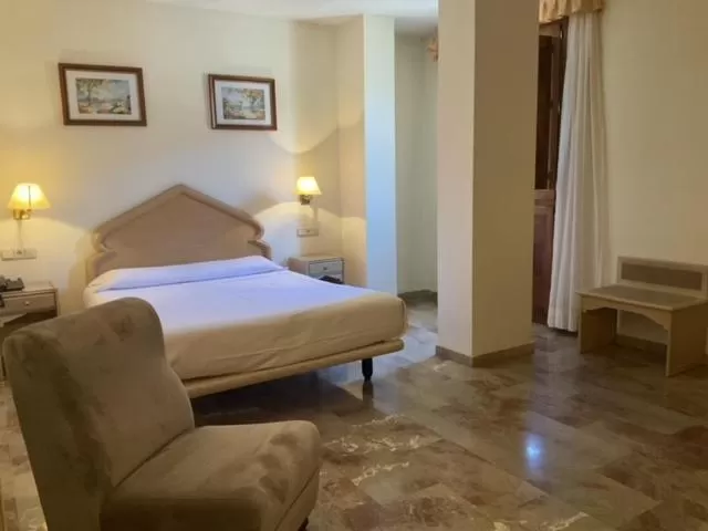 Bedroom, Bed in Hotel el Sol