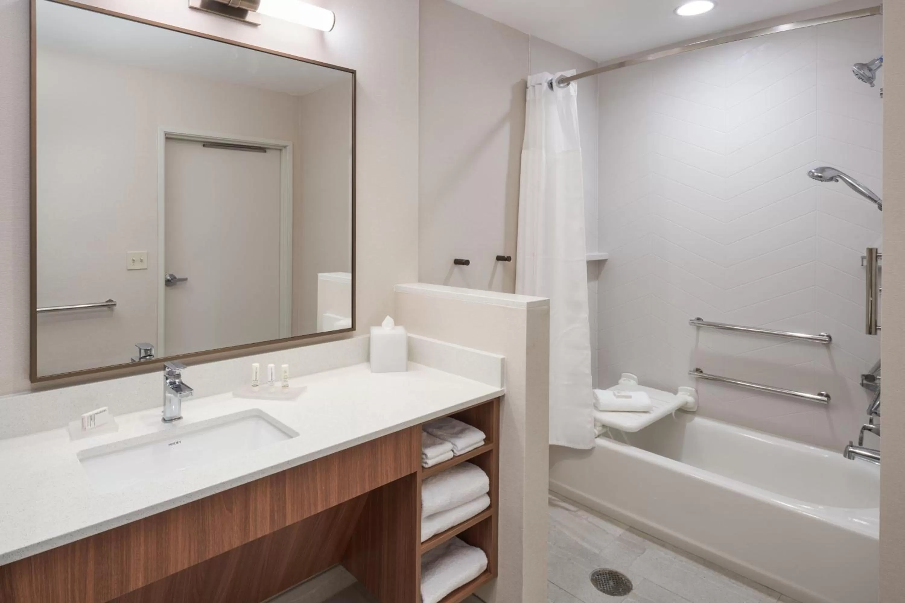 Bathroom in Fairfield by Marriott Inn & Suites West Palm Beach