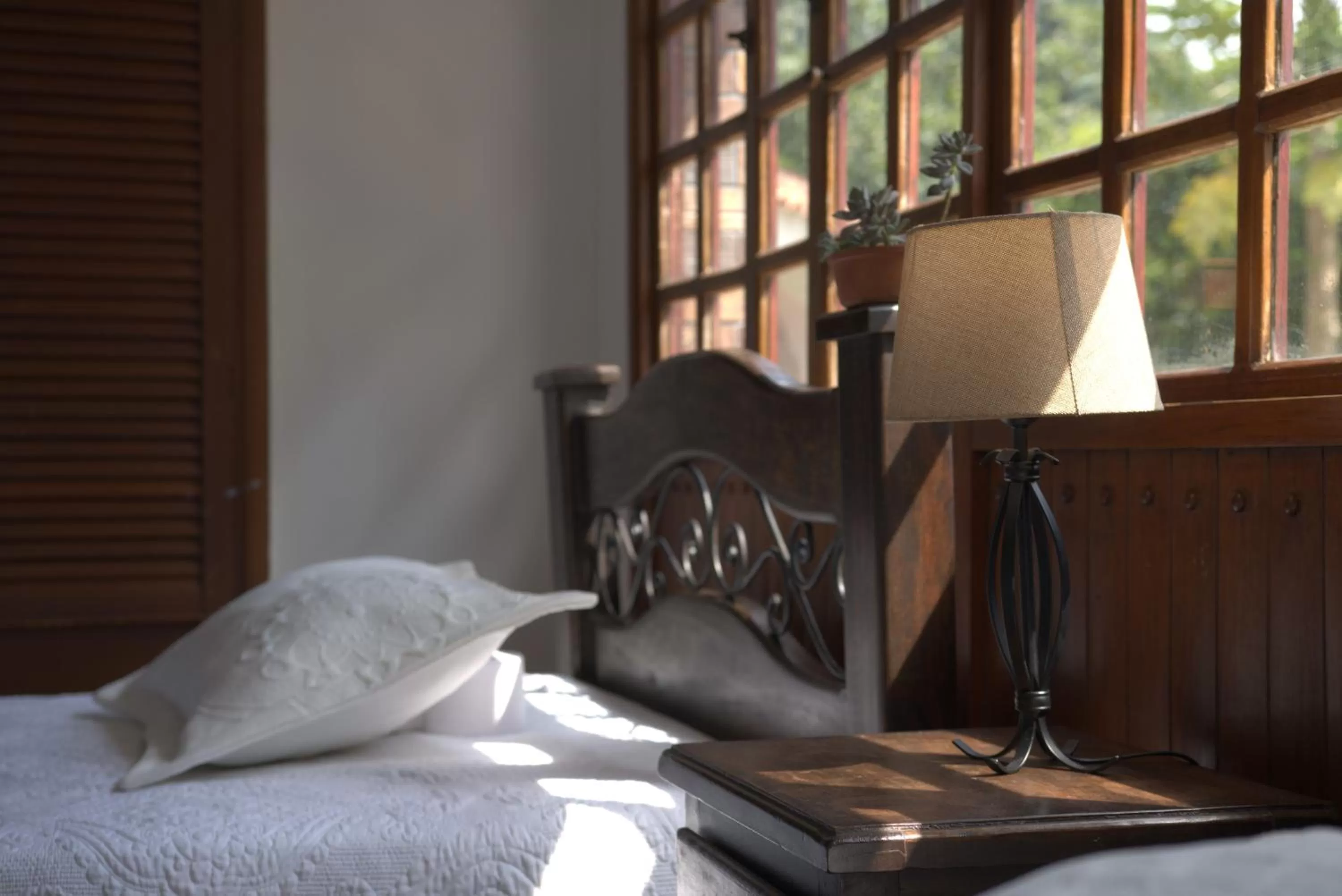 Bedroom in Hotel Chalet El Castillo by Majuva