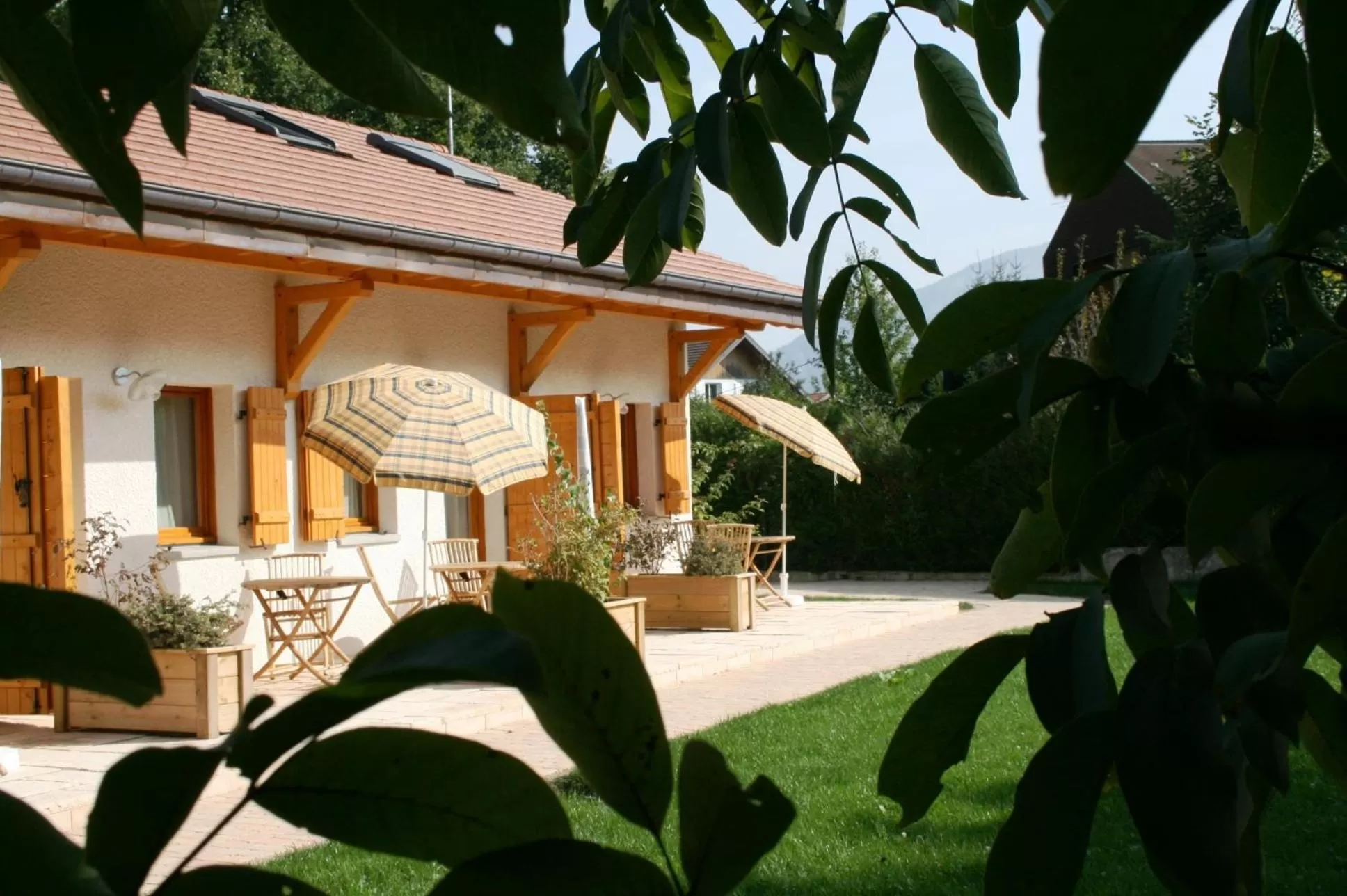 Facade/entrance in L'Aurore du Lac