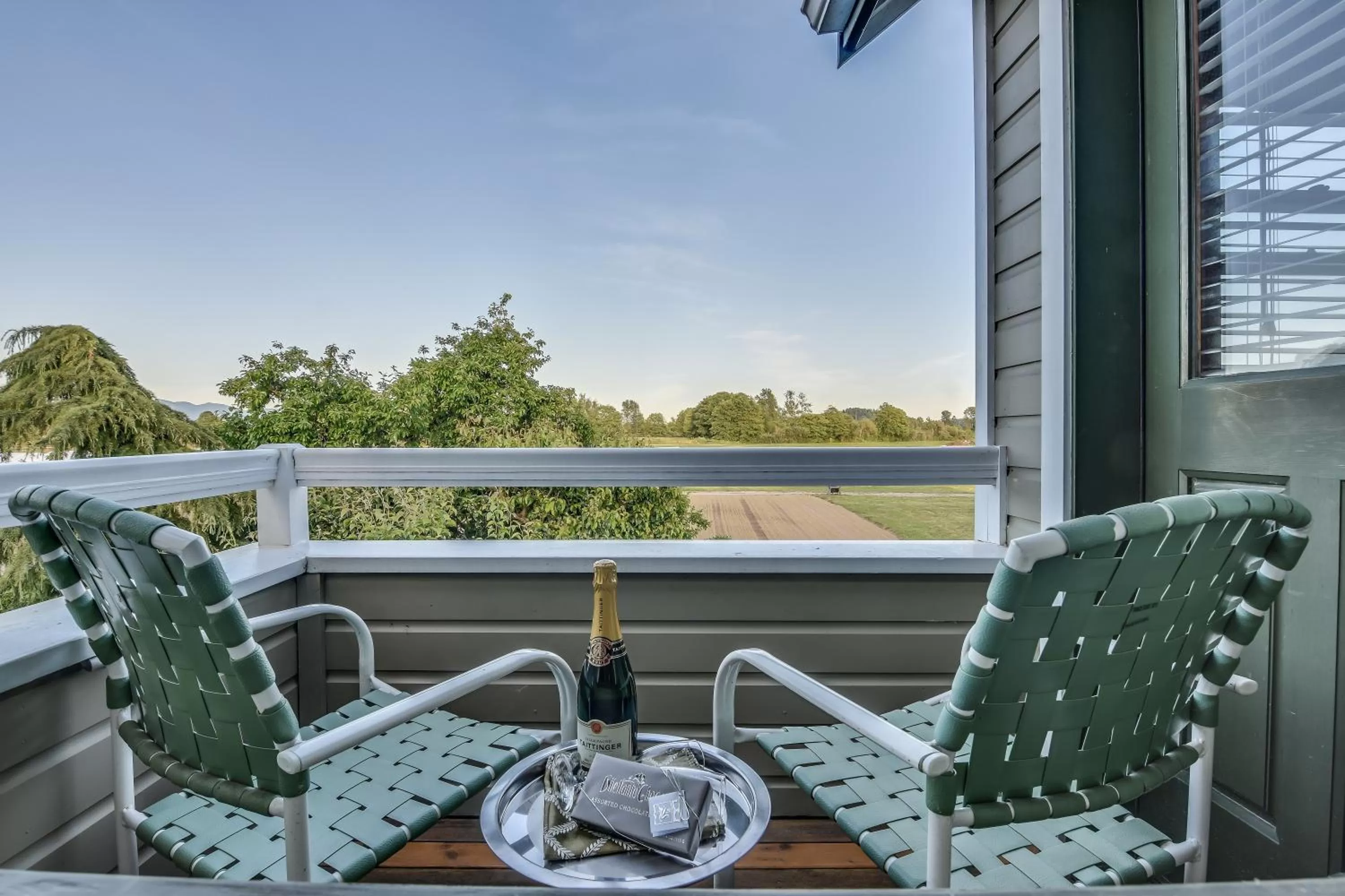 Balcony/Terrace in Wild Iris Inn