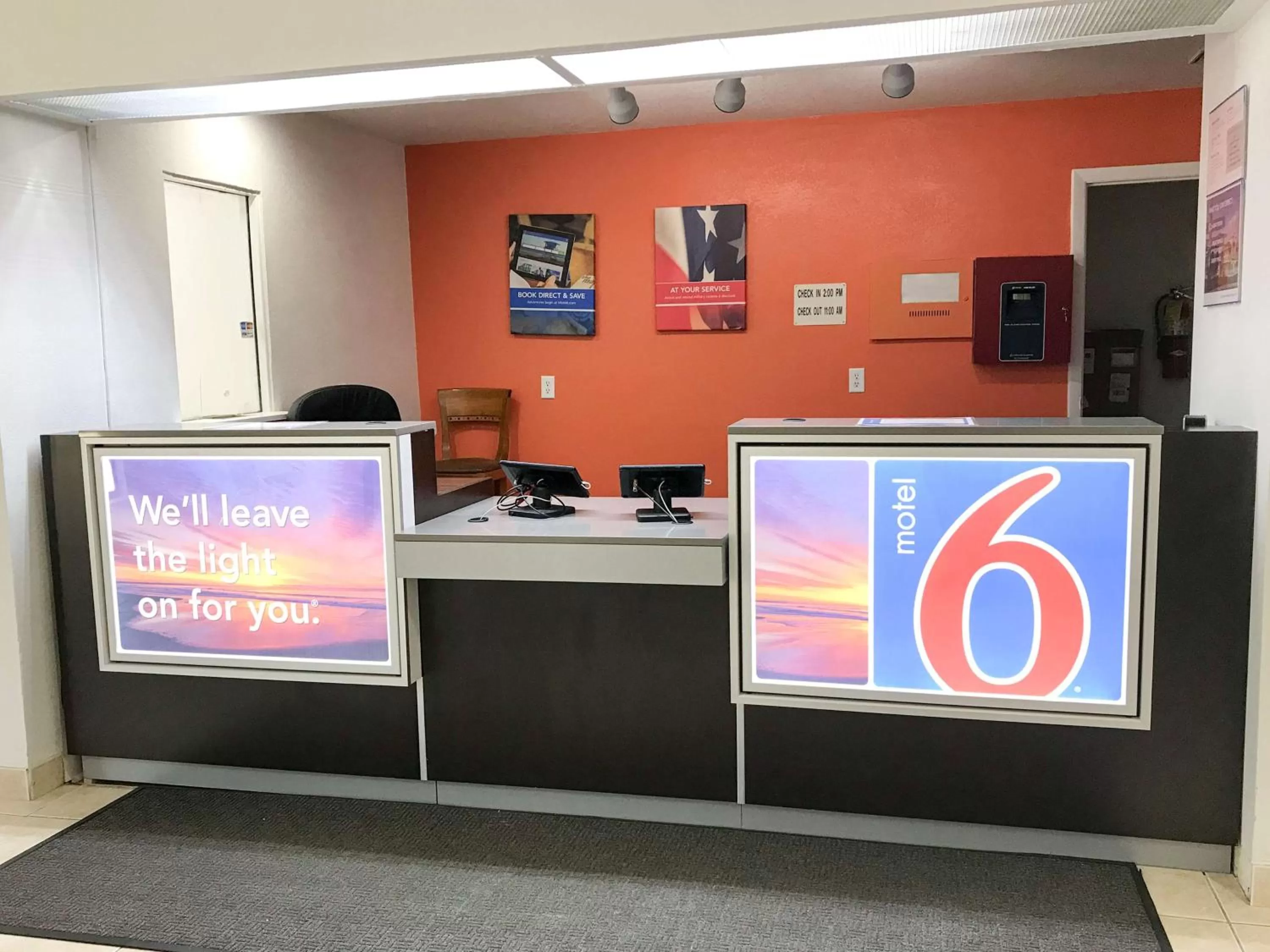 Lobby or reception in Motel 6-Bremen, GA