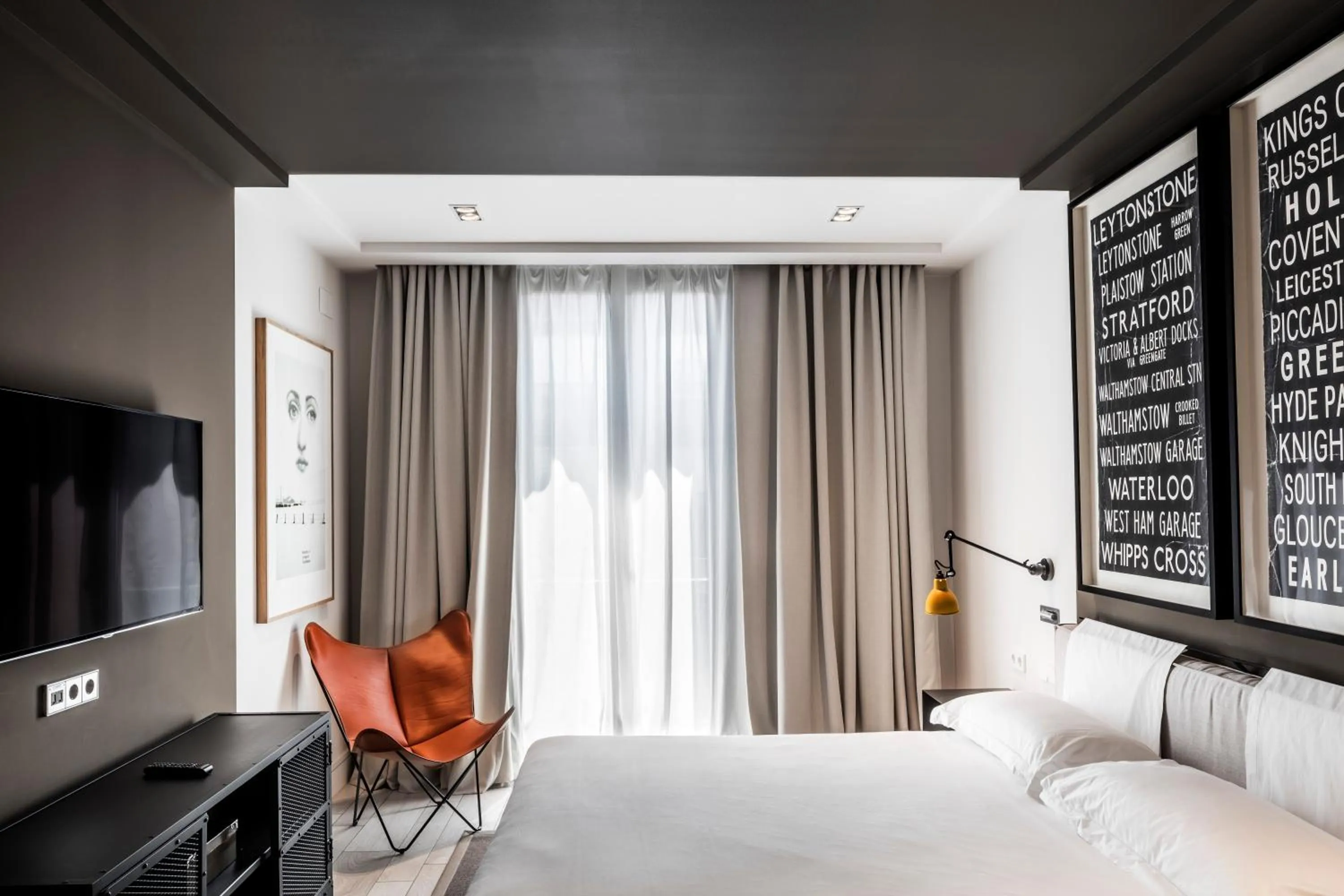 Bedroom, Bed in Midtown Apartments