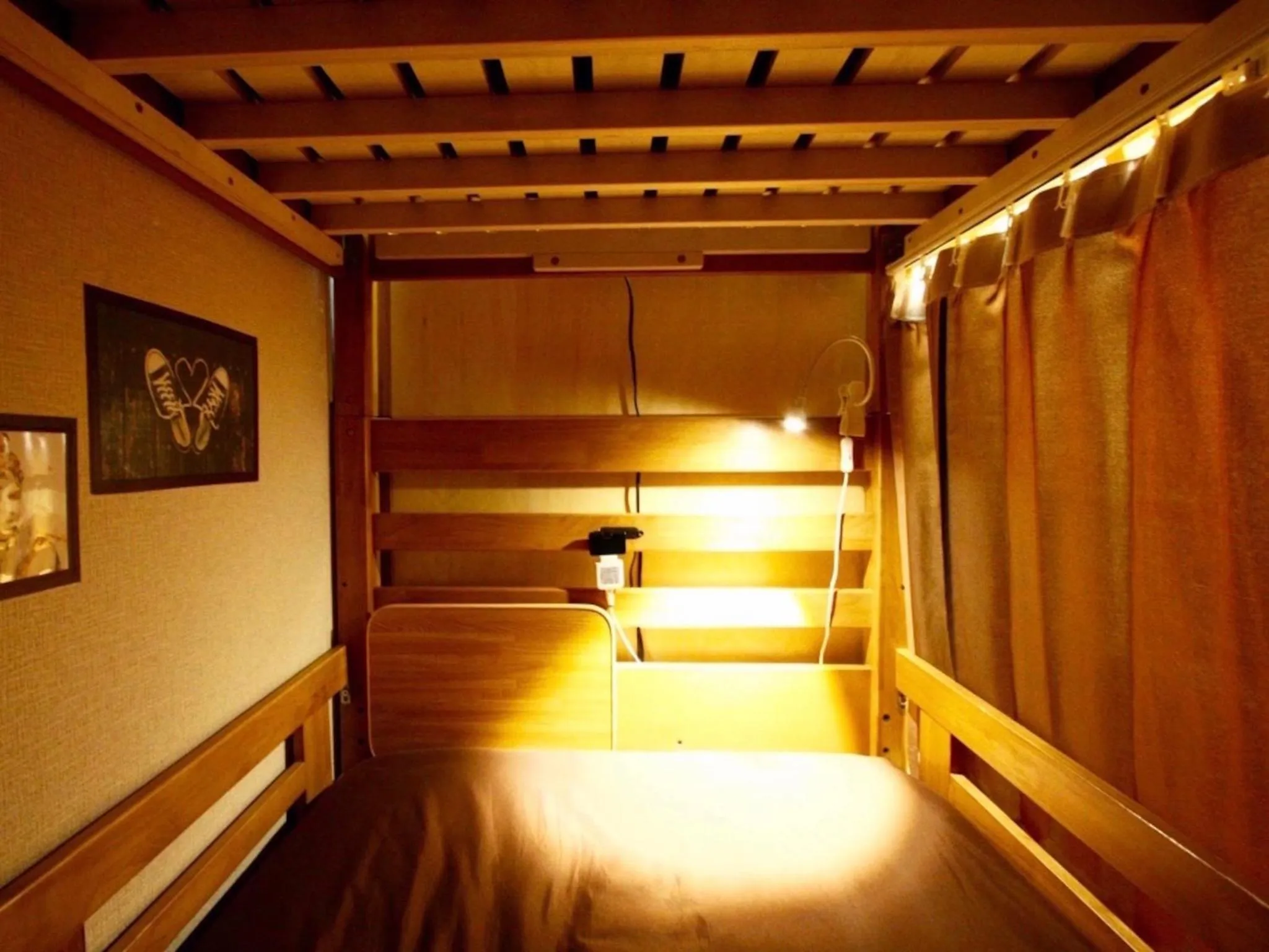 bunk bed, Bed in Osaka Guesthouse Nest