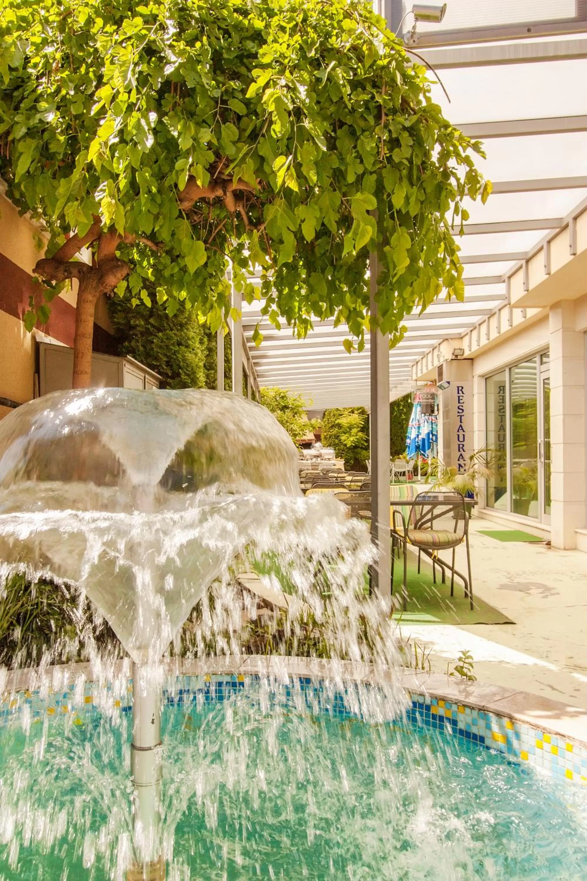 Facade/entrance in Europe Hotel