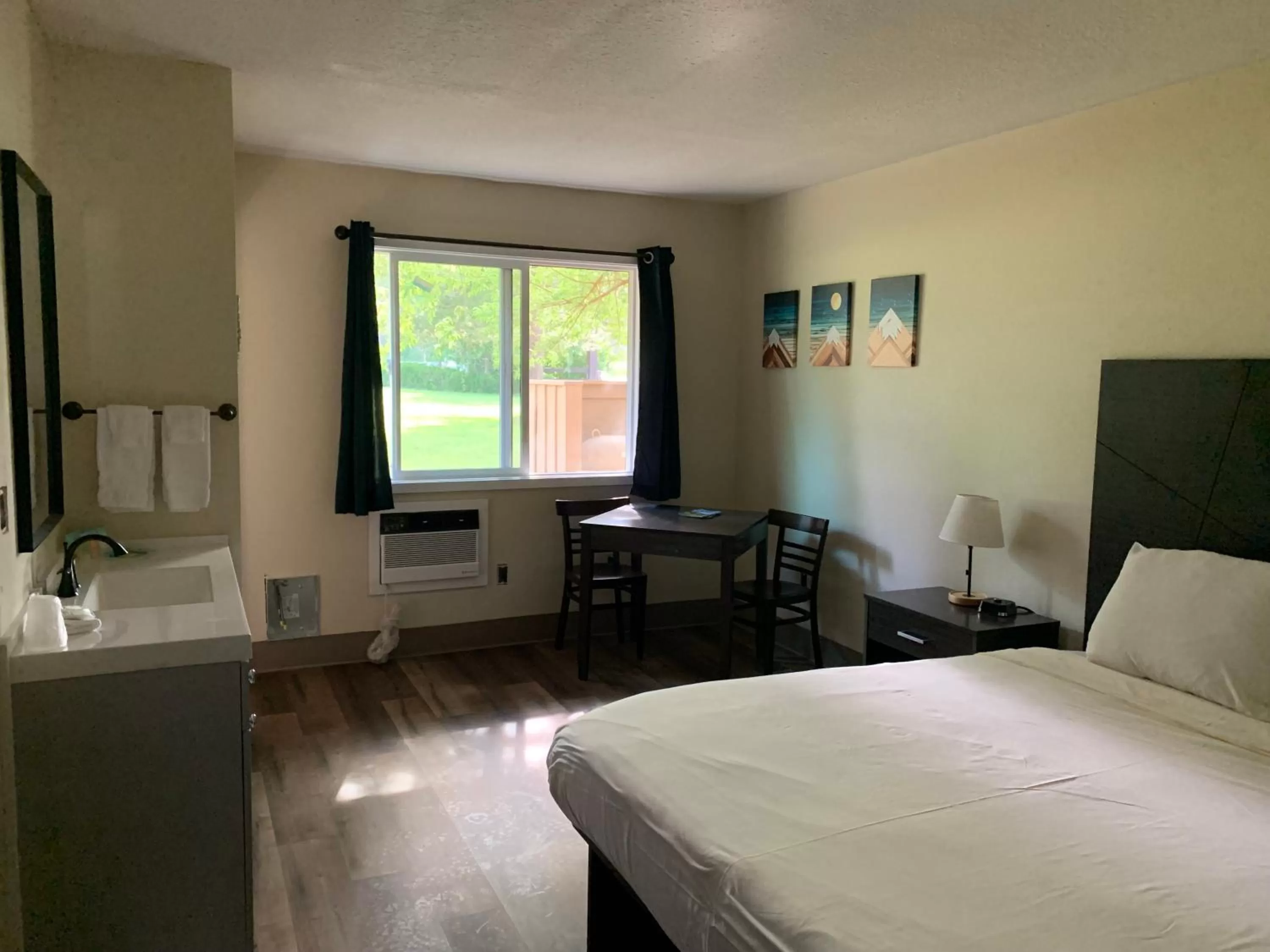 King Room in Winthrop Inn