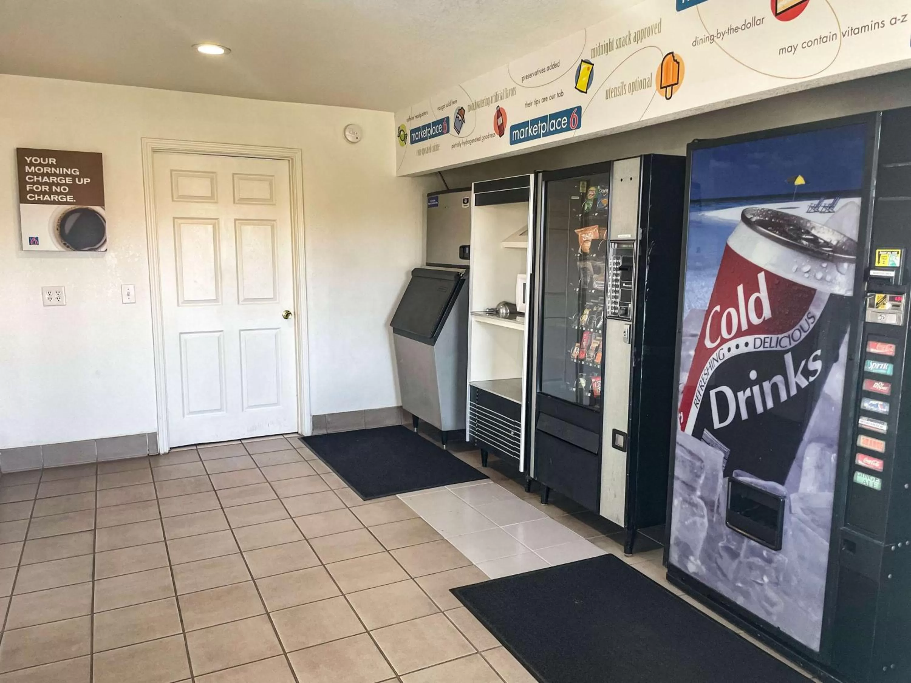 Property building in Motel 6-Wichita Falls, TX - North