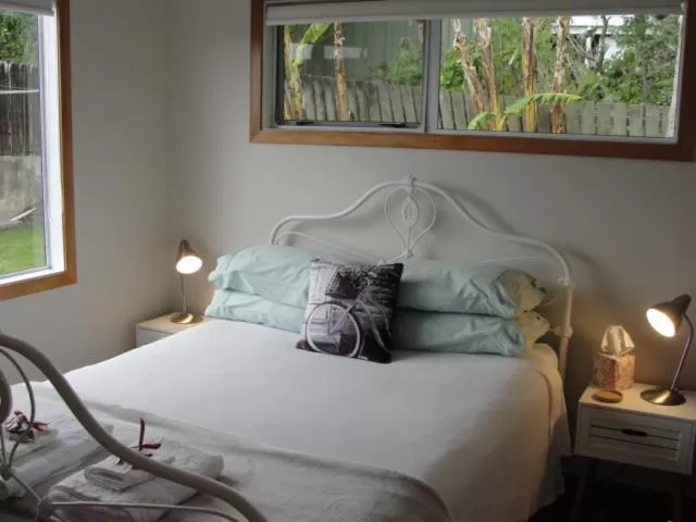 Bed in Leigh Panorama B&B