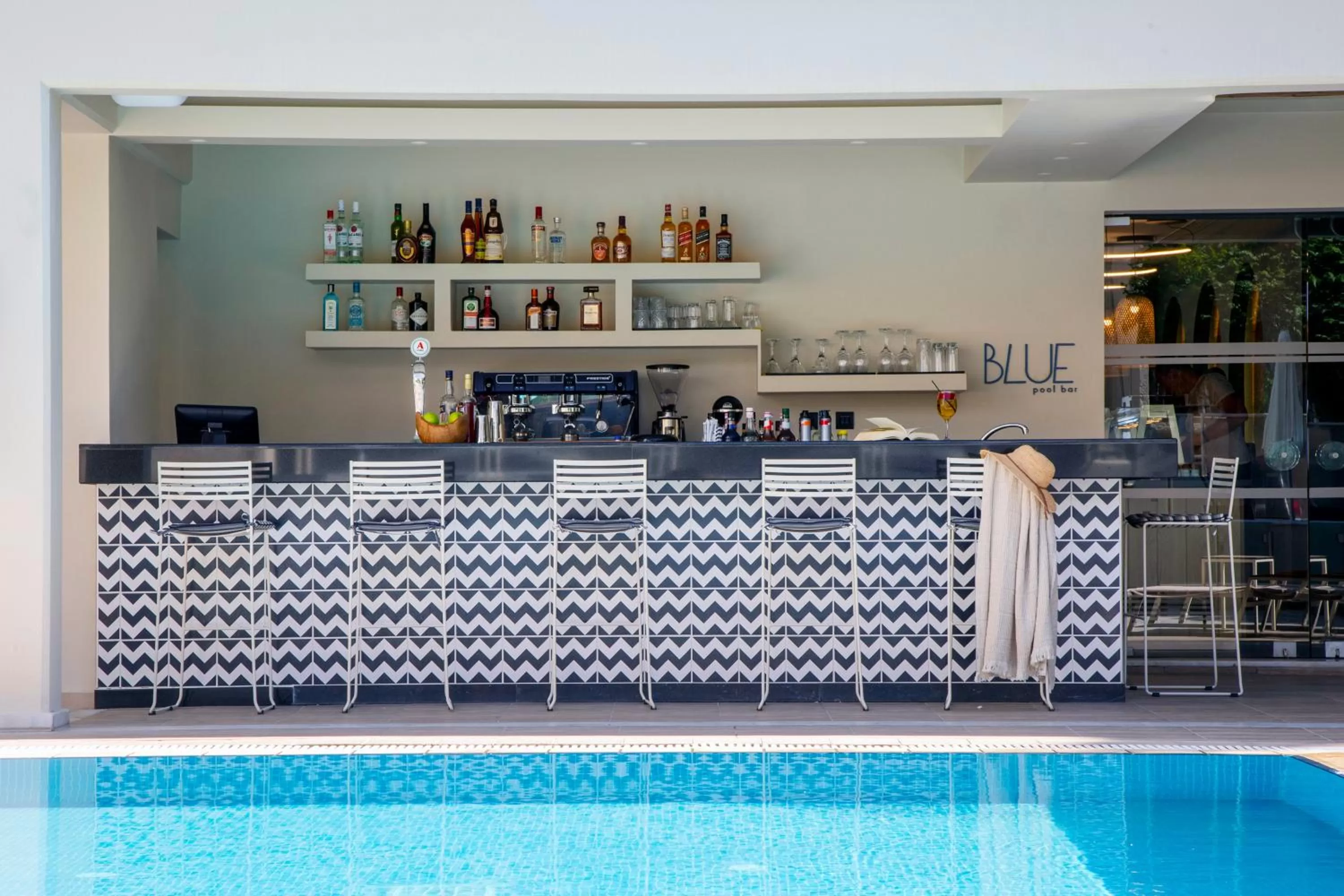 Restaurant/places to eat in KoSea Boutique Hotel