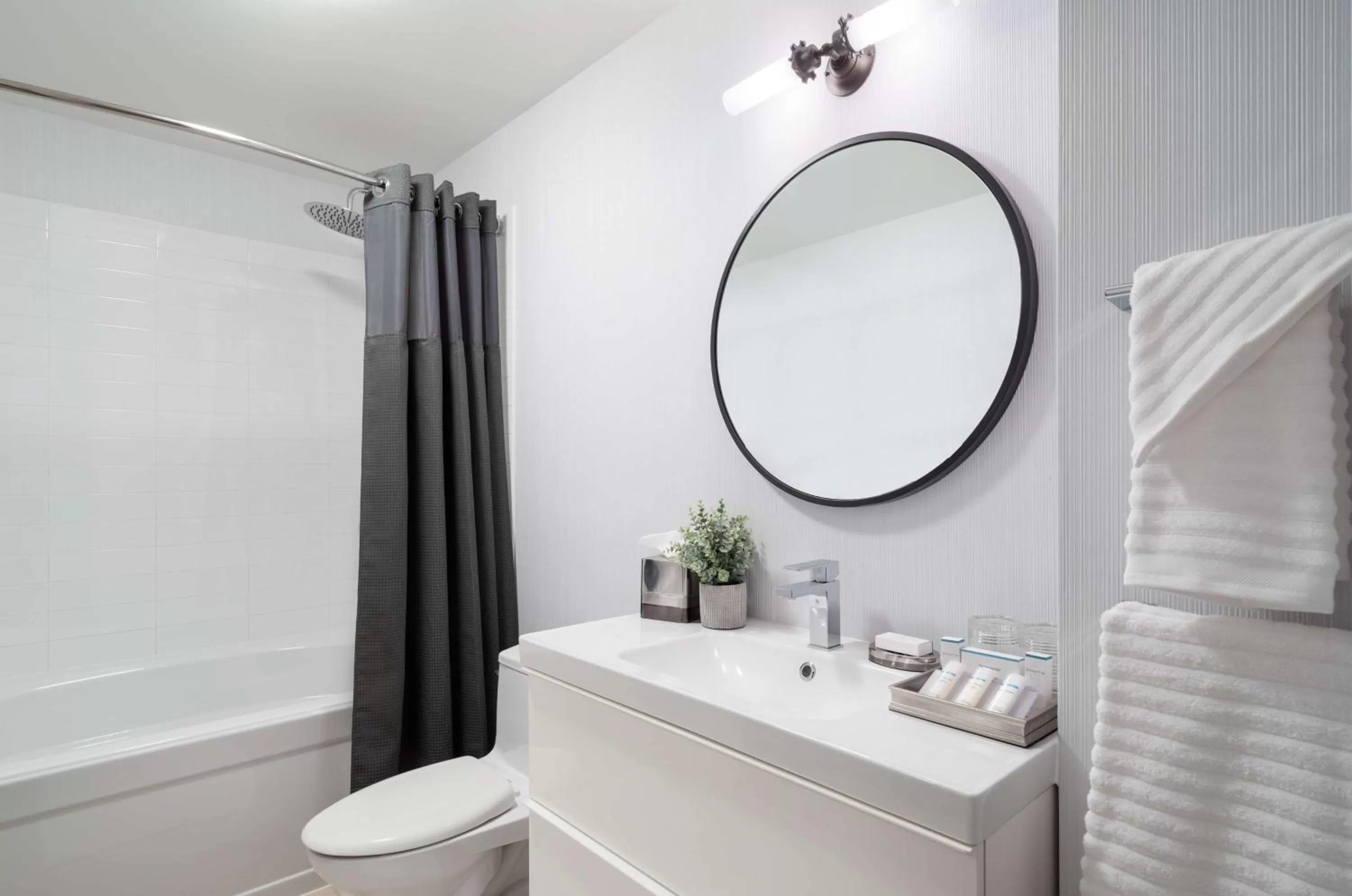 Bathroom in Hilton Garden Inn New York/Tribeca