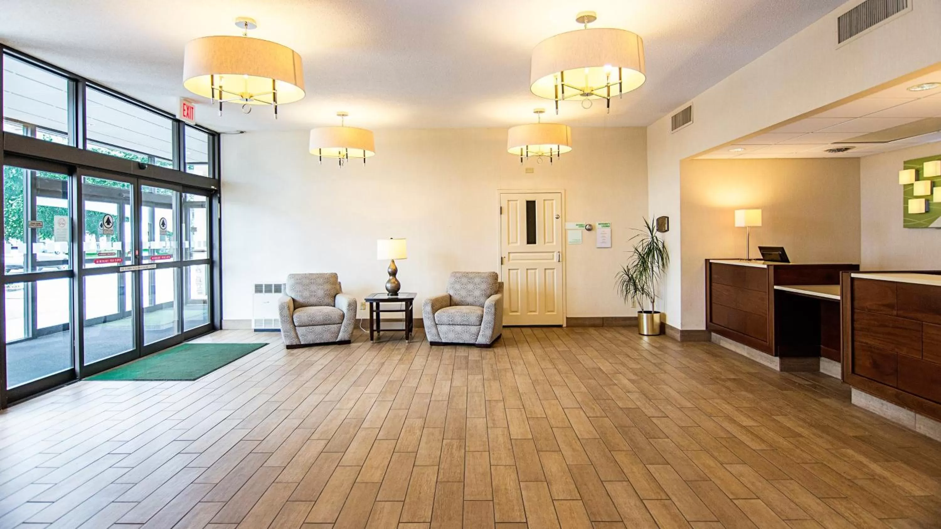 Lobby or reception in Clarion Inn Elmira-Horseheads