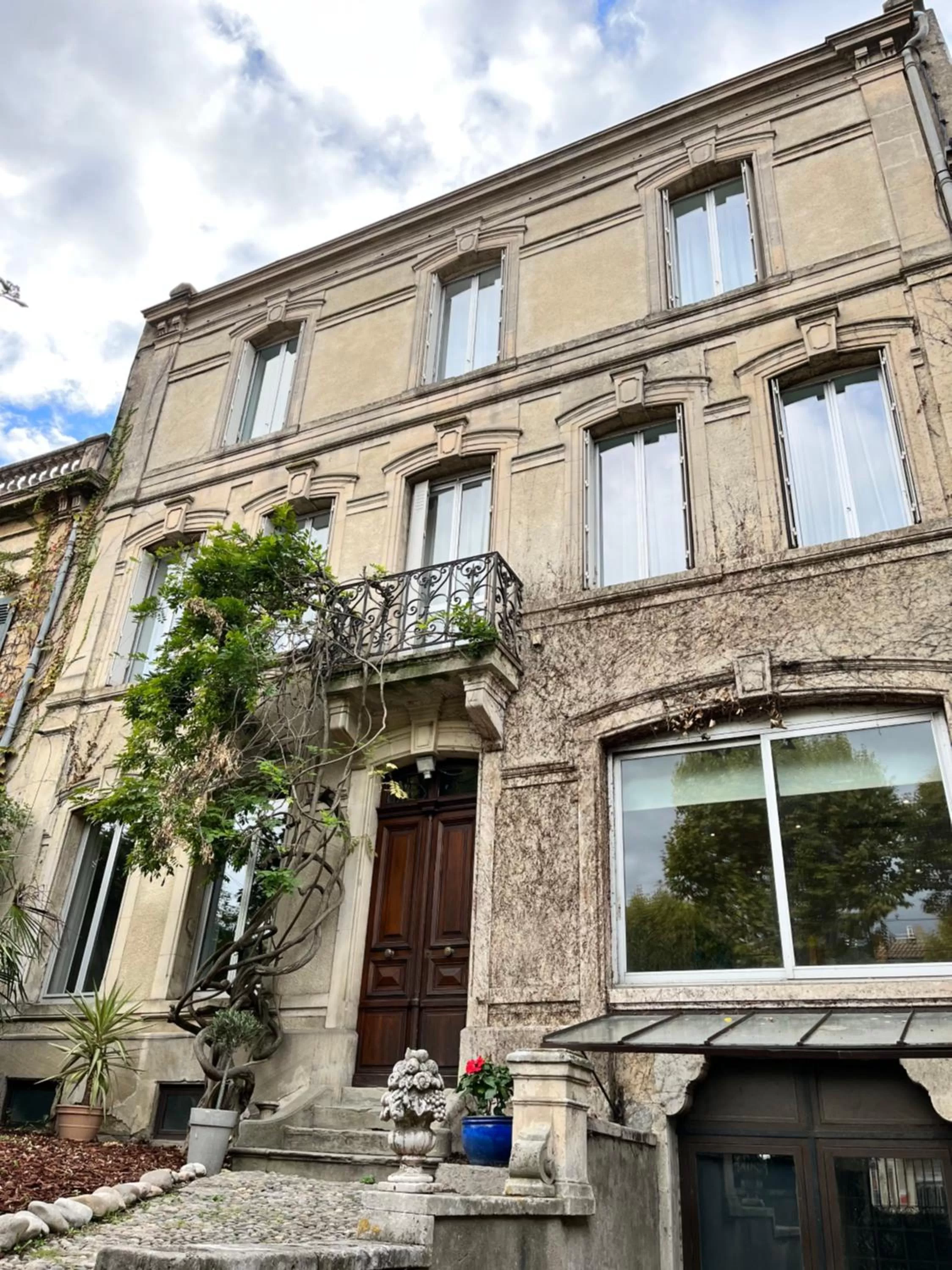 Facade/entrance, Property Building in SalutBB Chambre d'hote