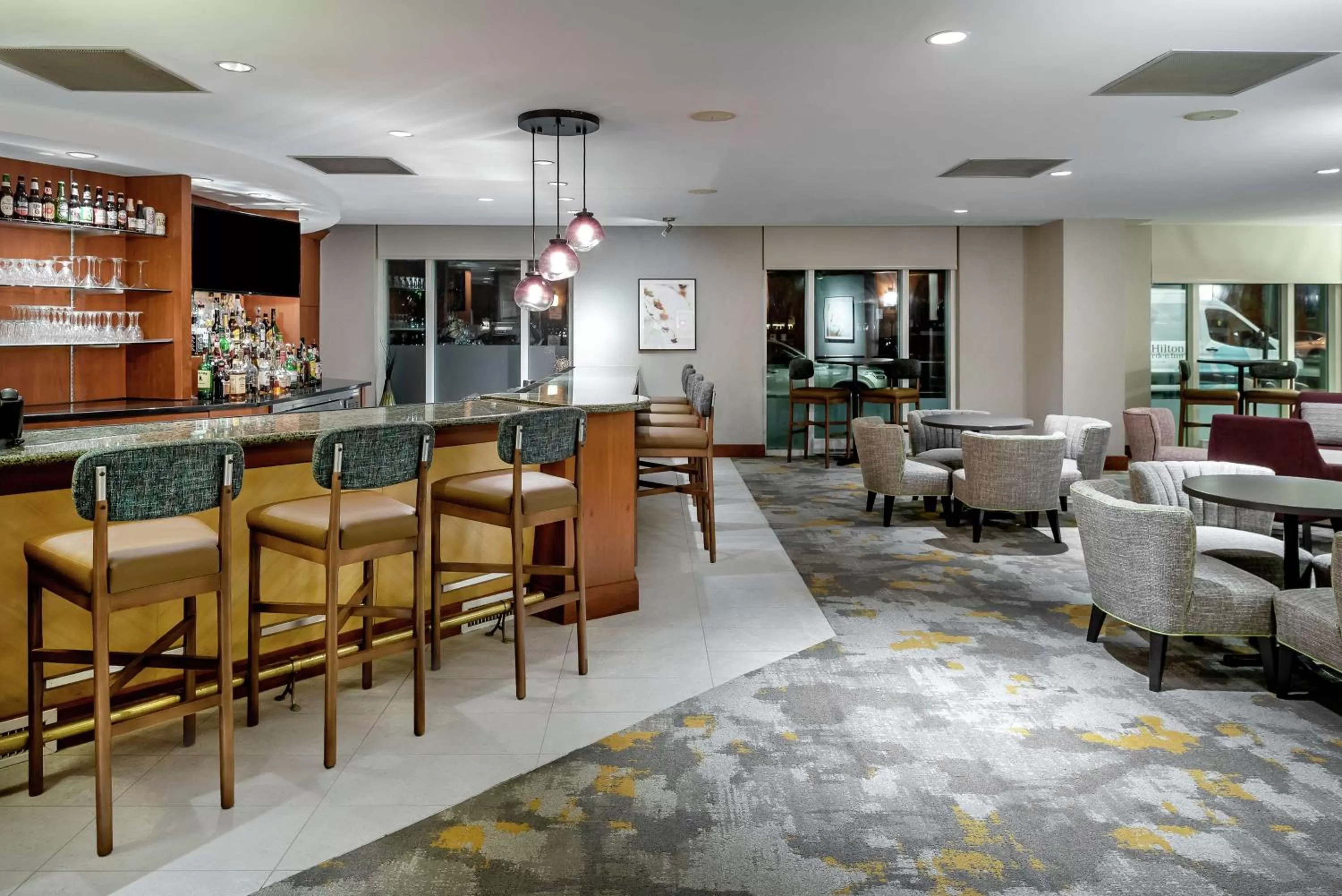 Lounge or bar in Hilton Garden Inn Tysons Corner