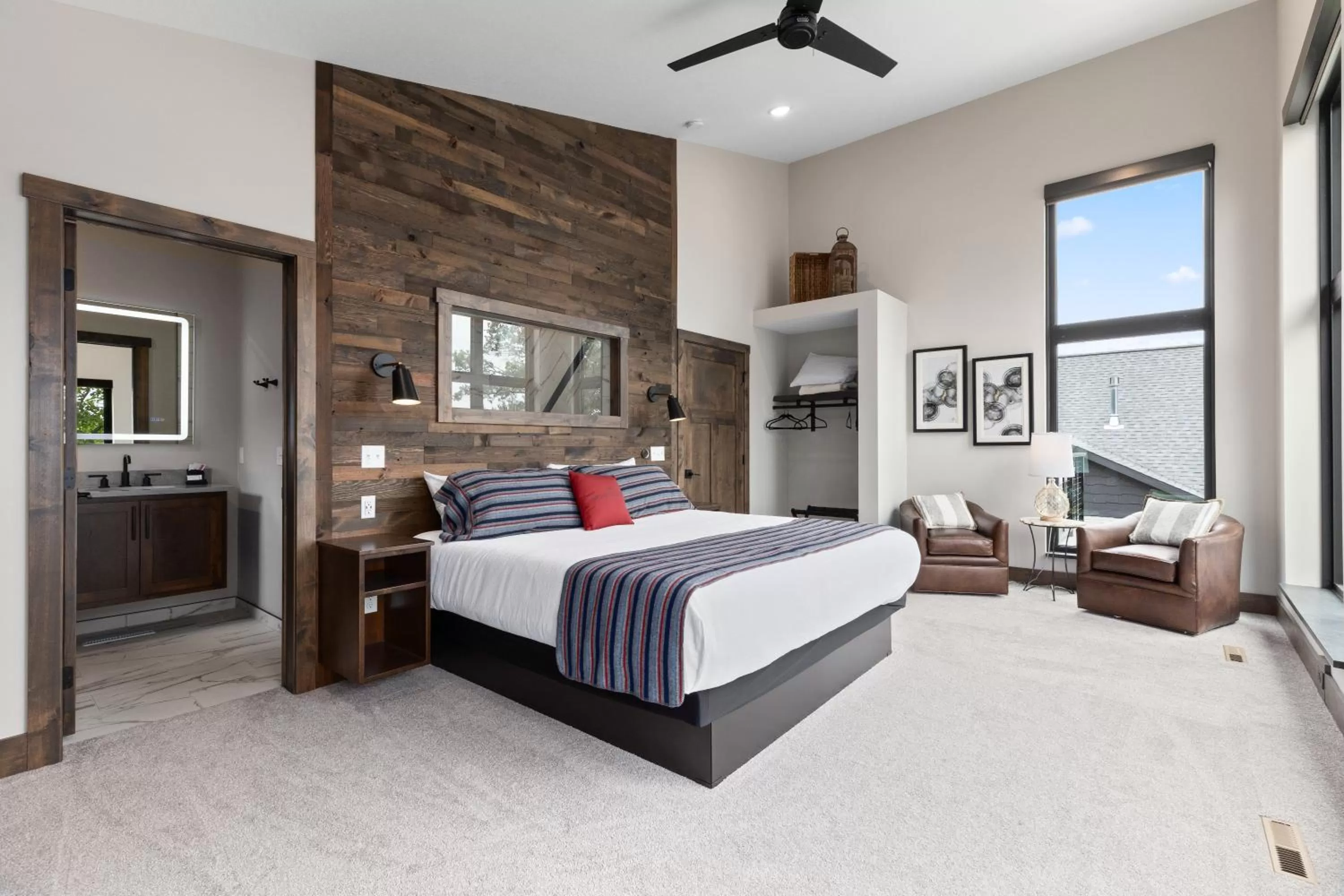 Bedroom, Bed in Quarterdeck Resort