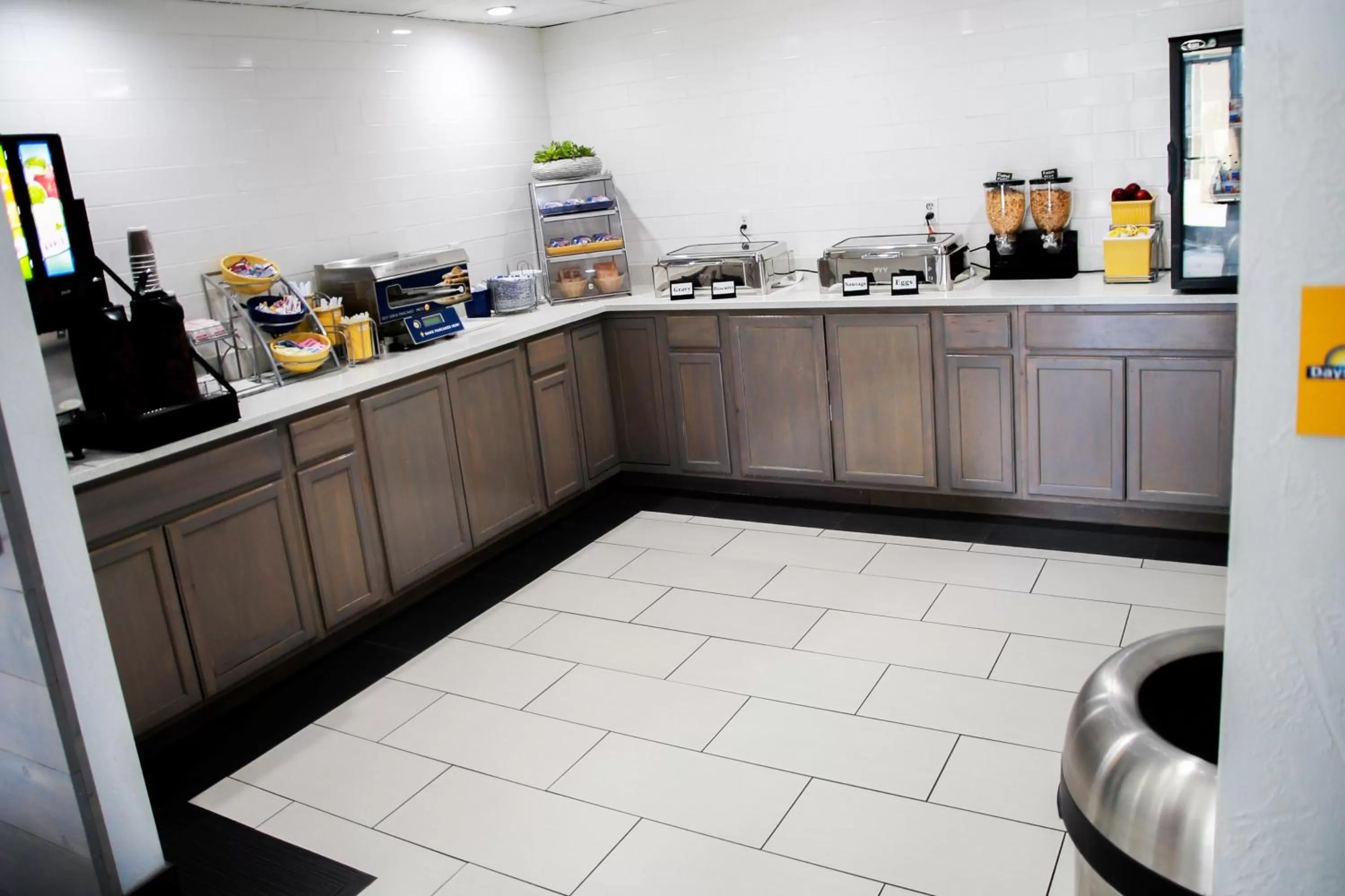 Breakfast in Days Inn by Wyndham Amarillo - Medical Center