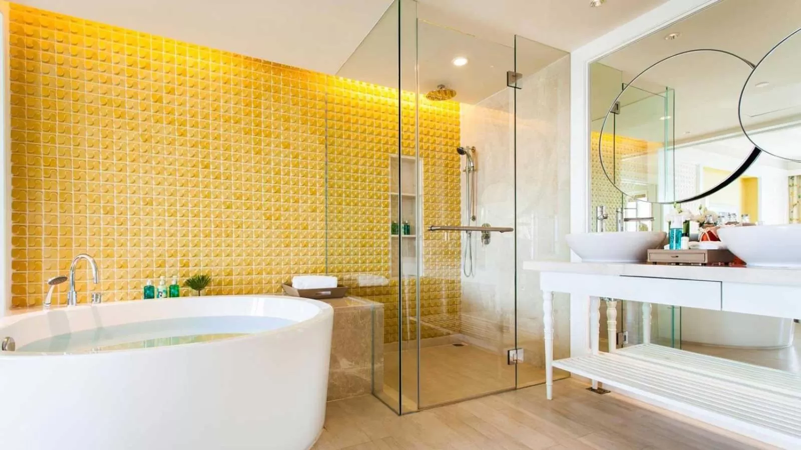 Shower in Amari Hua Hin