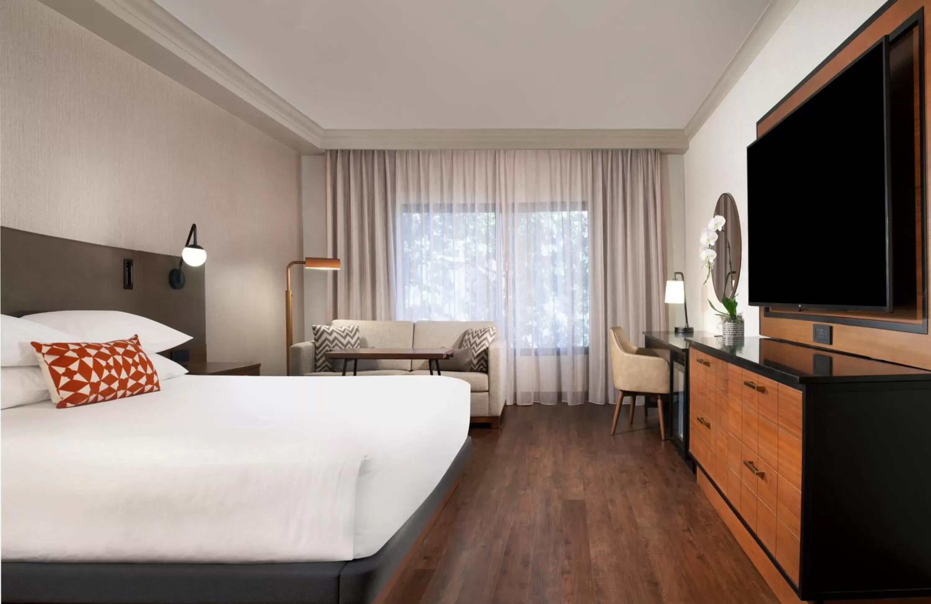 King Room with Patio in Hyatt Regency Westlake King Room with Patio in Hyatt Regency Westlake