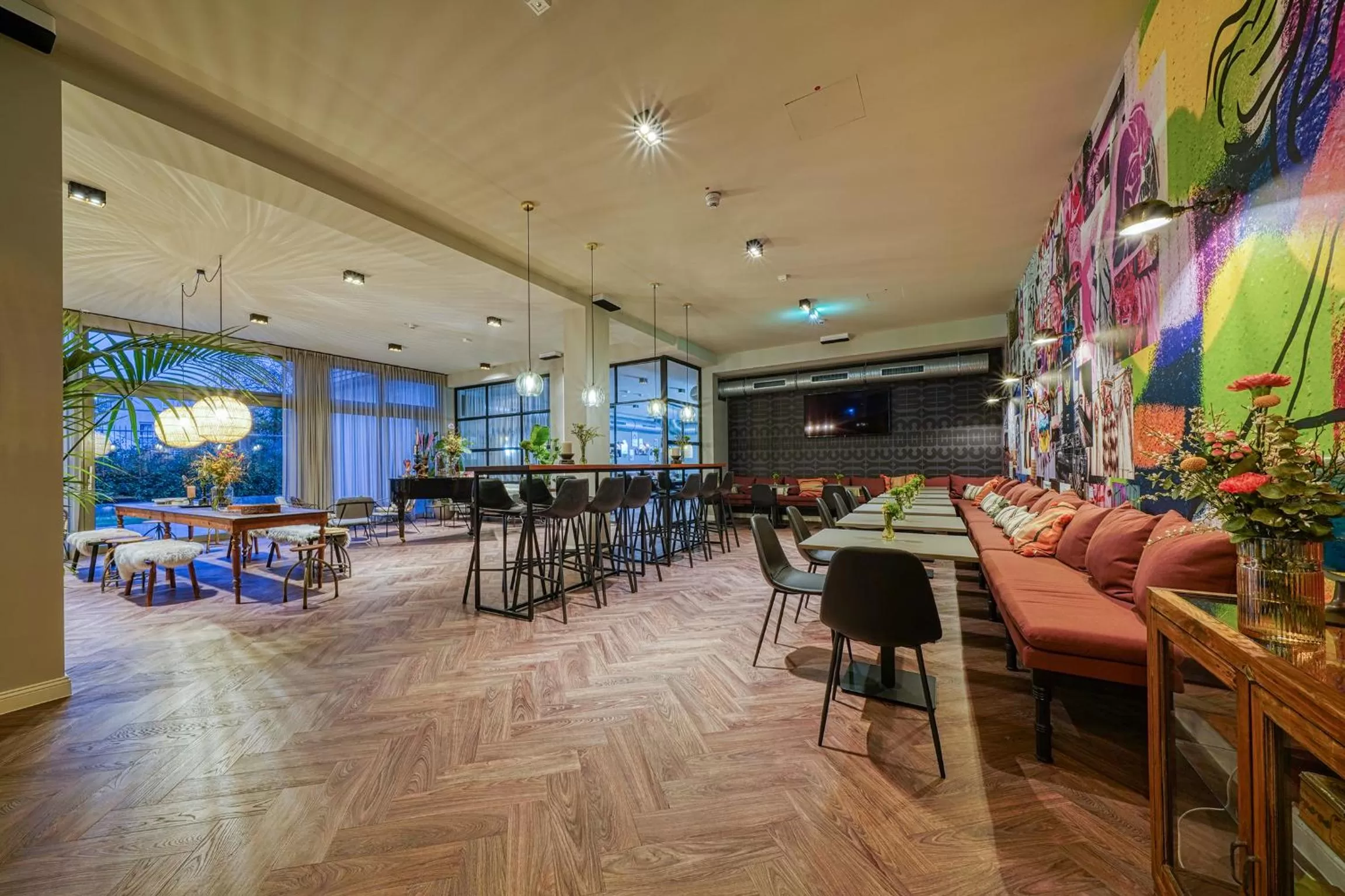 Lobby or reception in NYCE Hotel Bonn