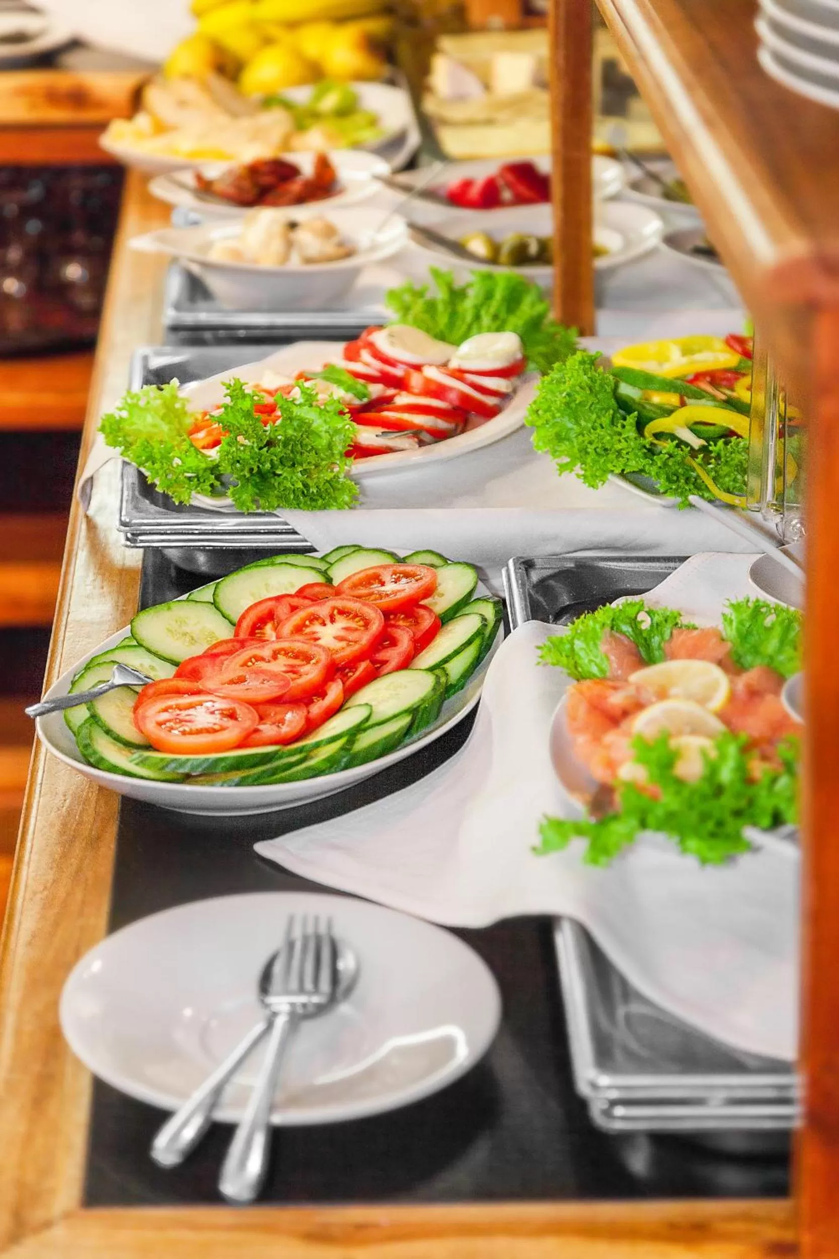 Buffet breakfast in Hotel Aviv Dresden