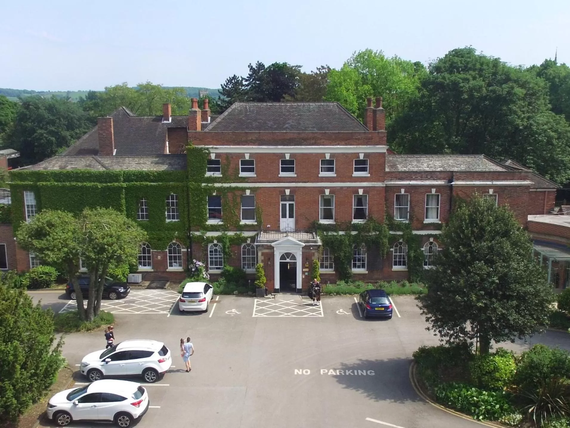 Facade/entrance in Best Western Plus West Retford Hotel