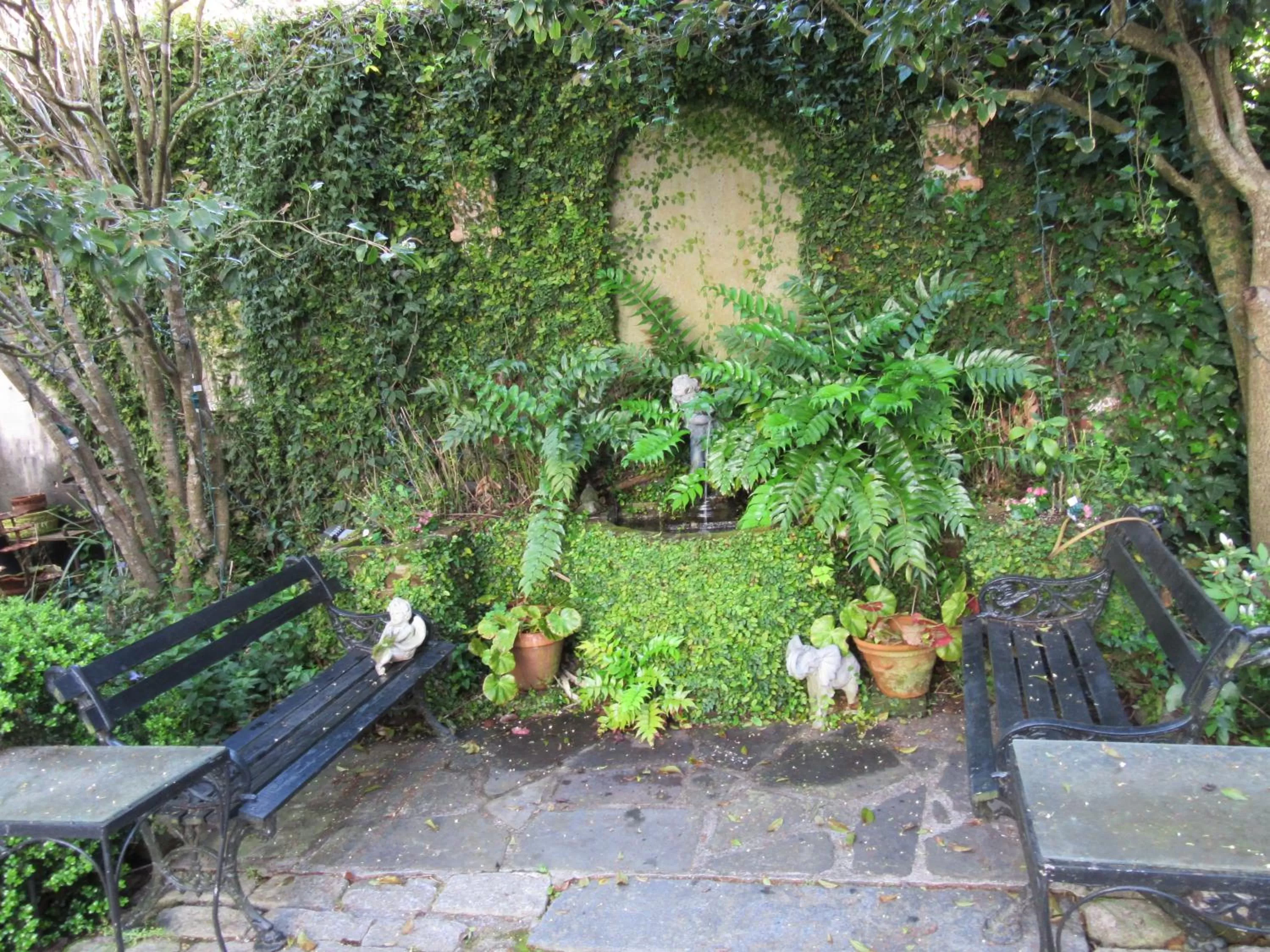 Patio in Historic 86 Church Street
