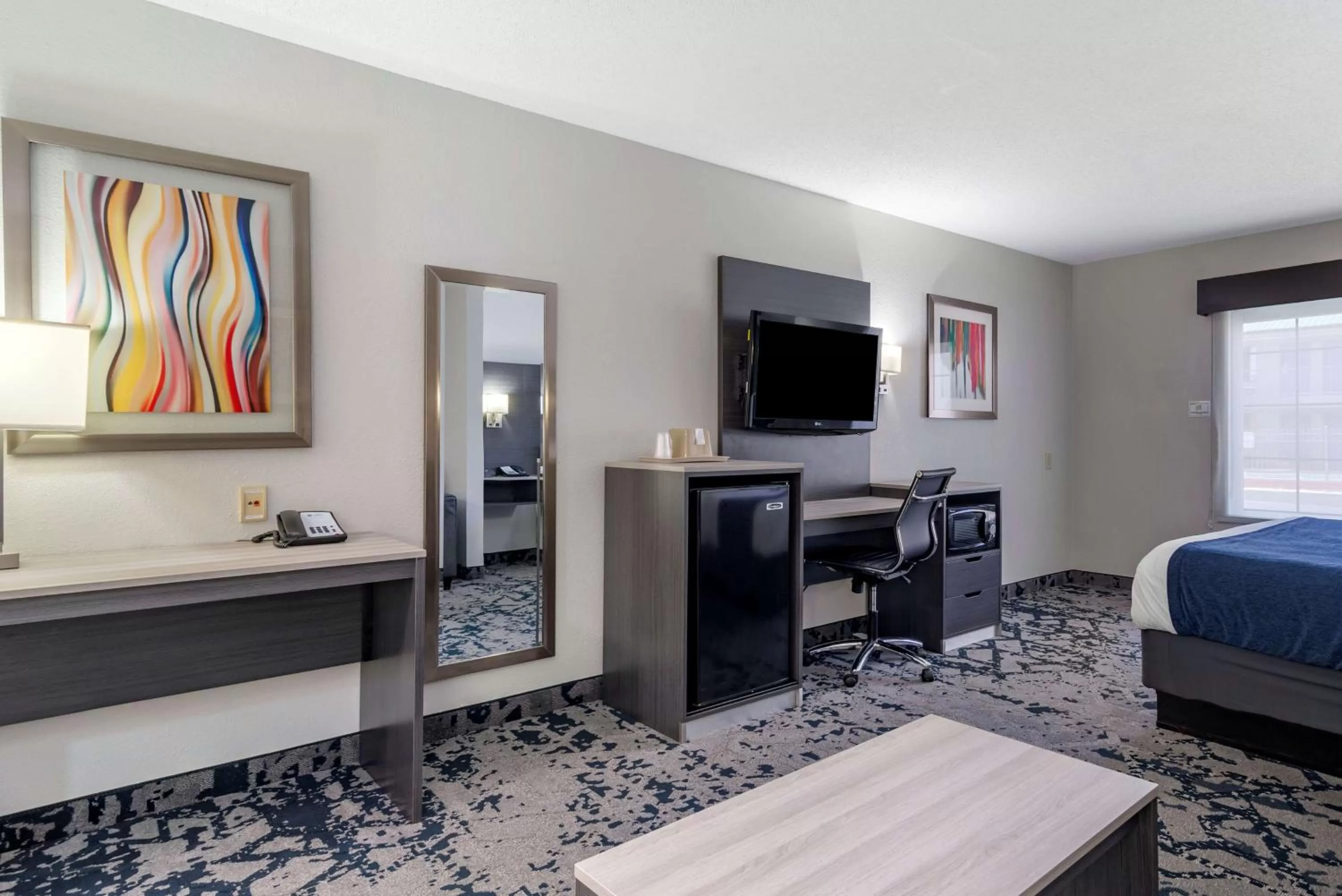 Bedroom, Bed in Best Western Allatoona Inn & Suites