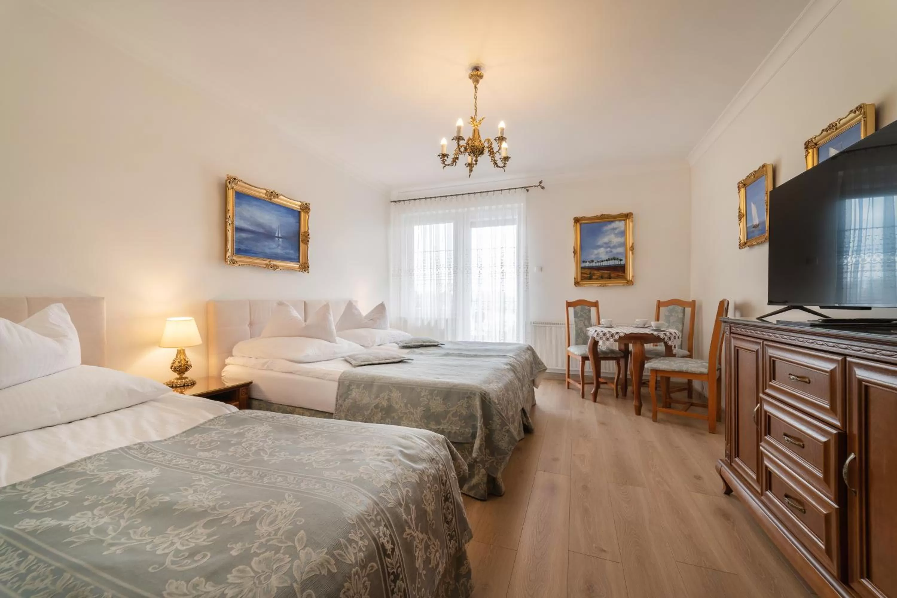 Bed in Pensjonat & Restauracja Admirał