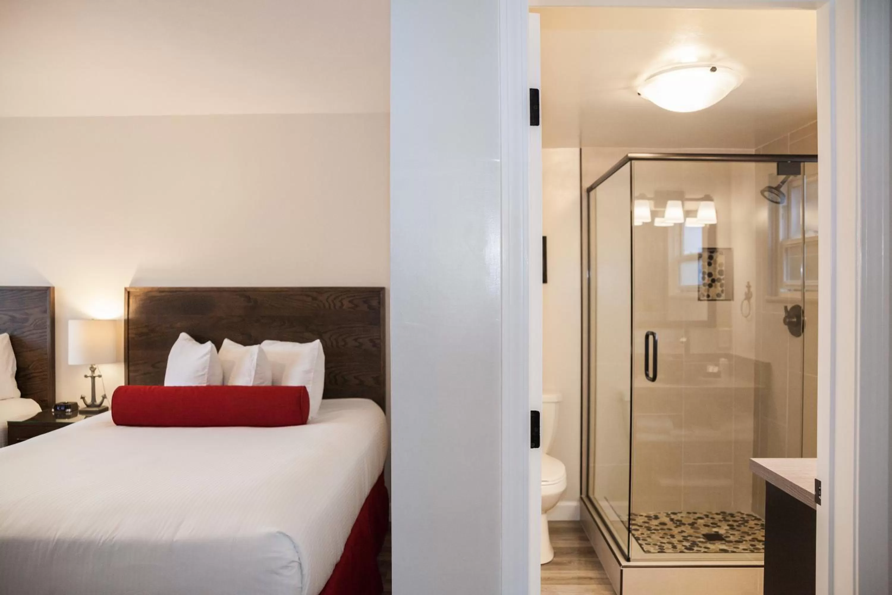 Bed in The Landing at Morro Bay