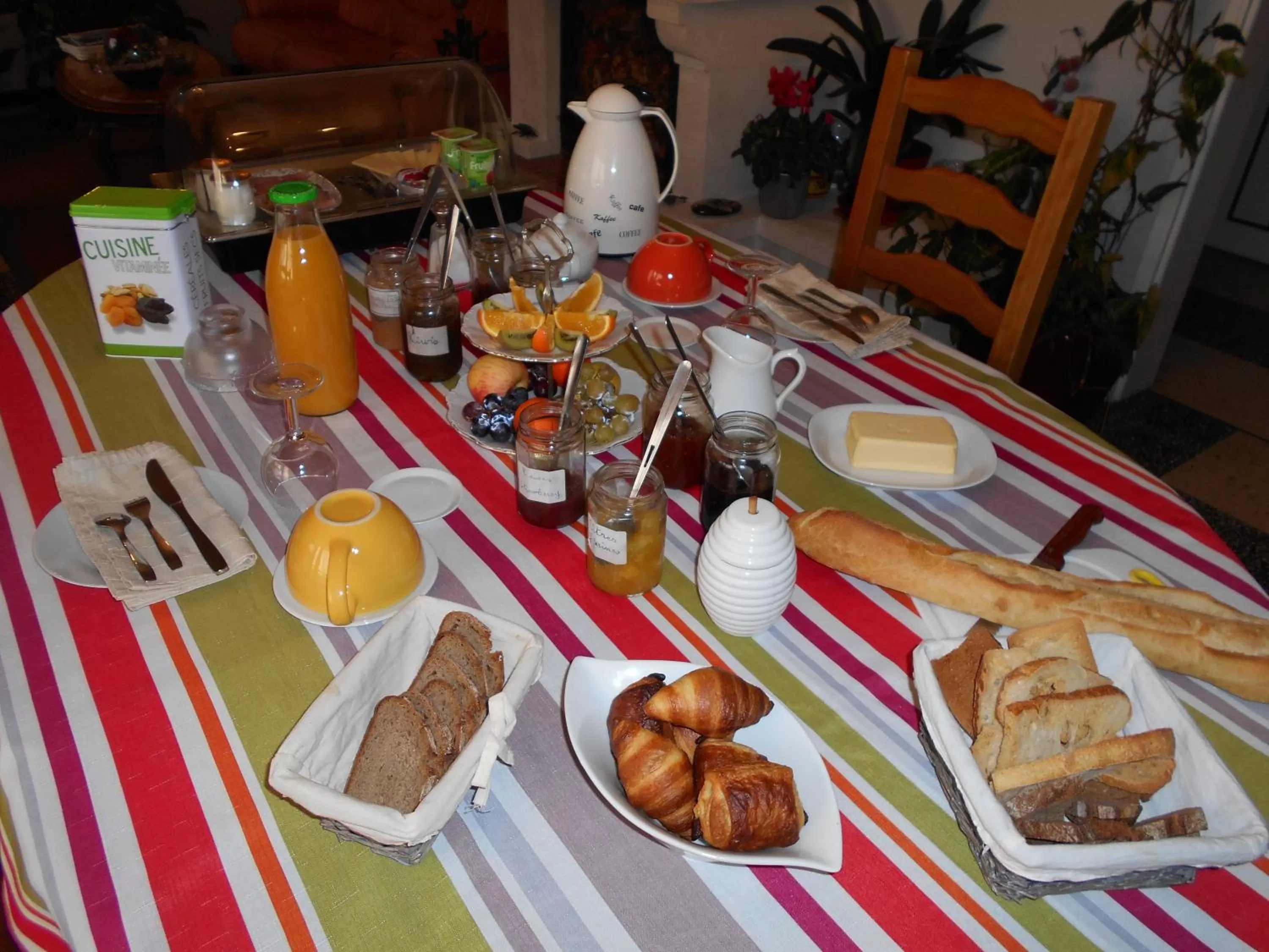 Continental breakfast in Les Tilleuls B&B