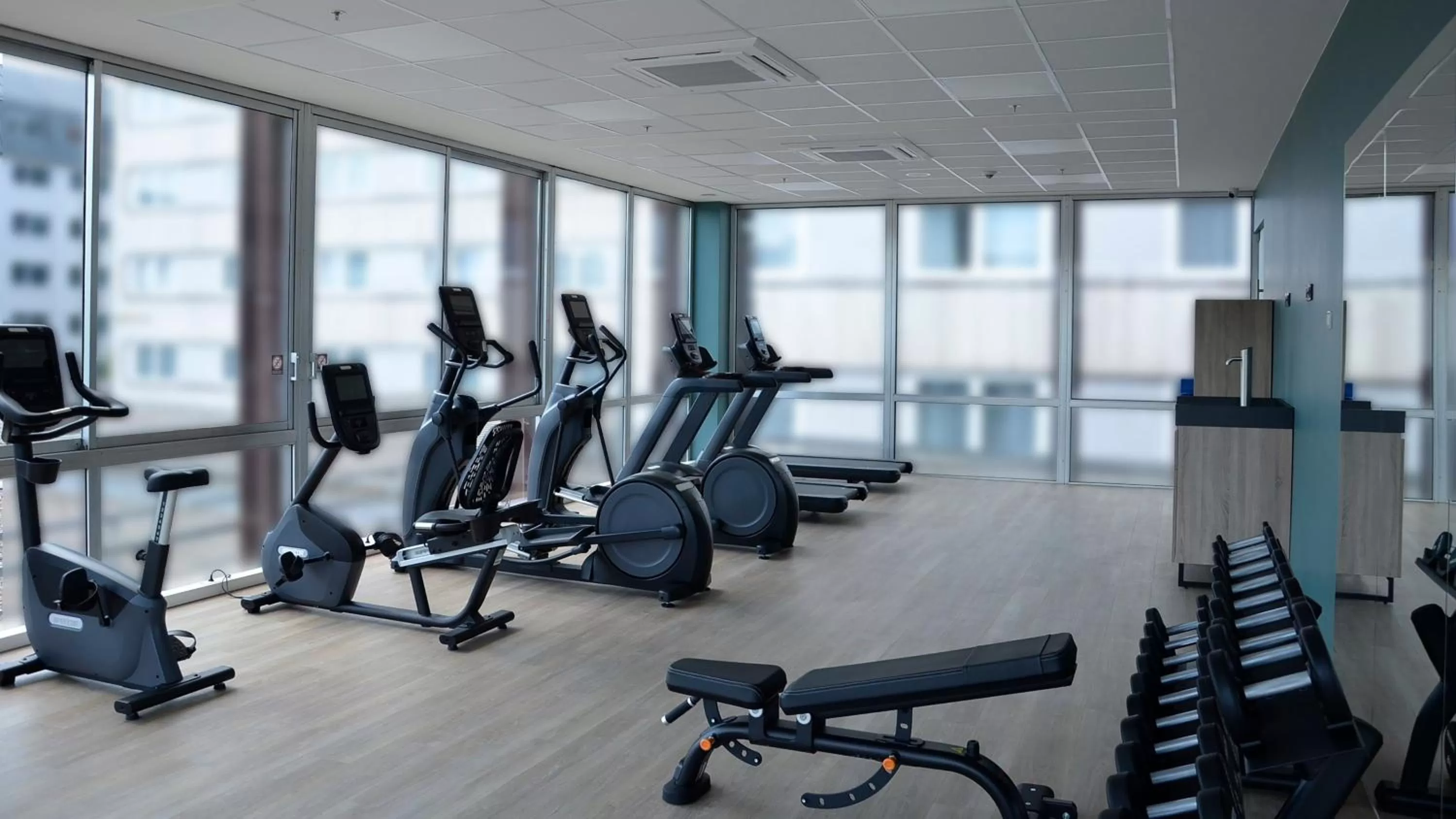 Fitness centre/facilities in Holiday Inn Munich City Centre by IHG