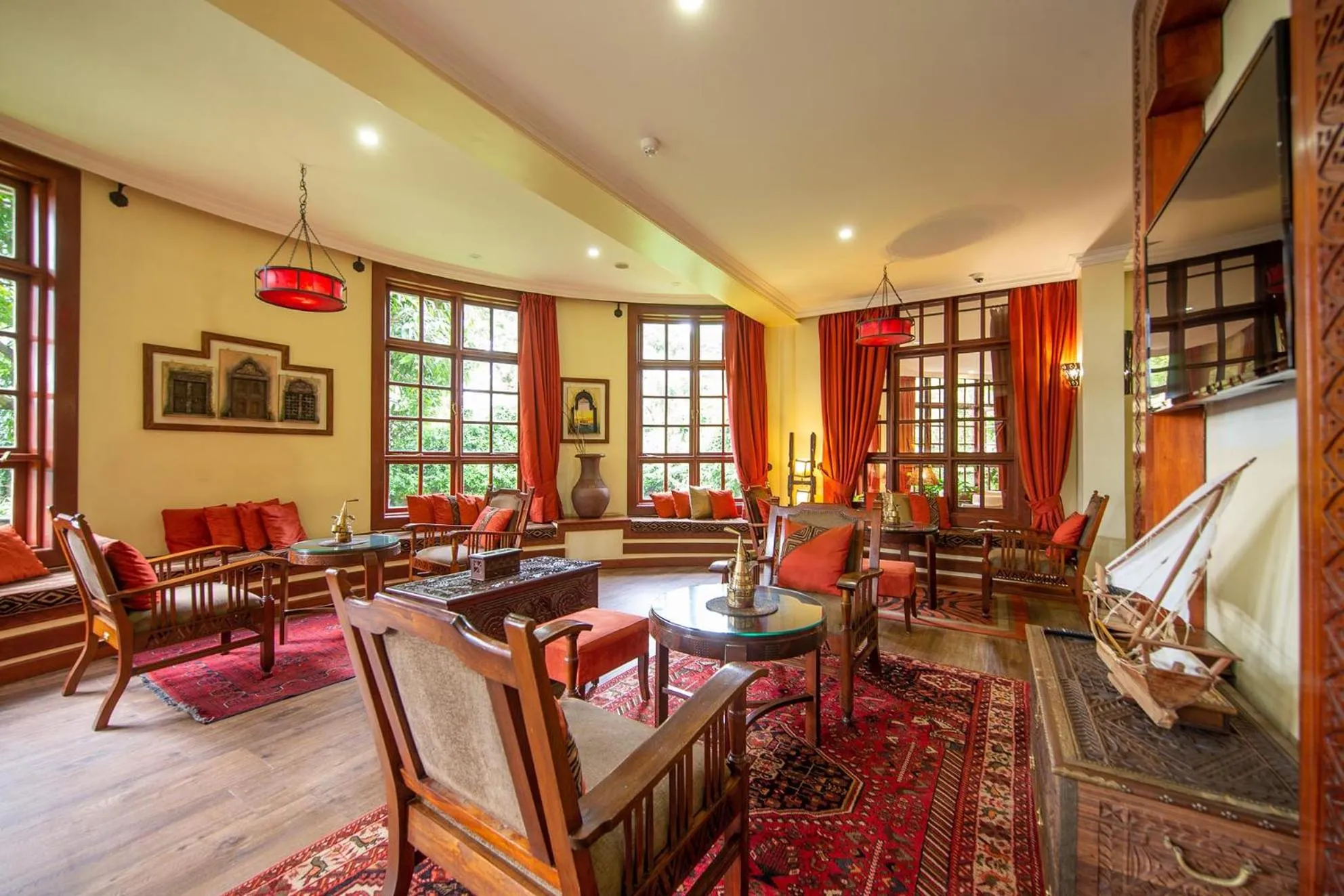 TV and multimedia in African Tulip Hotel