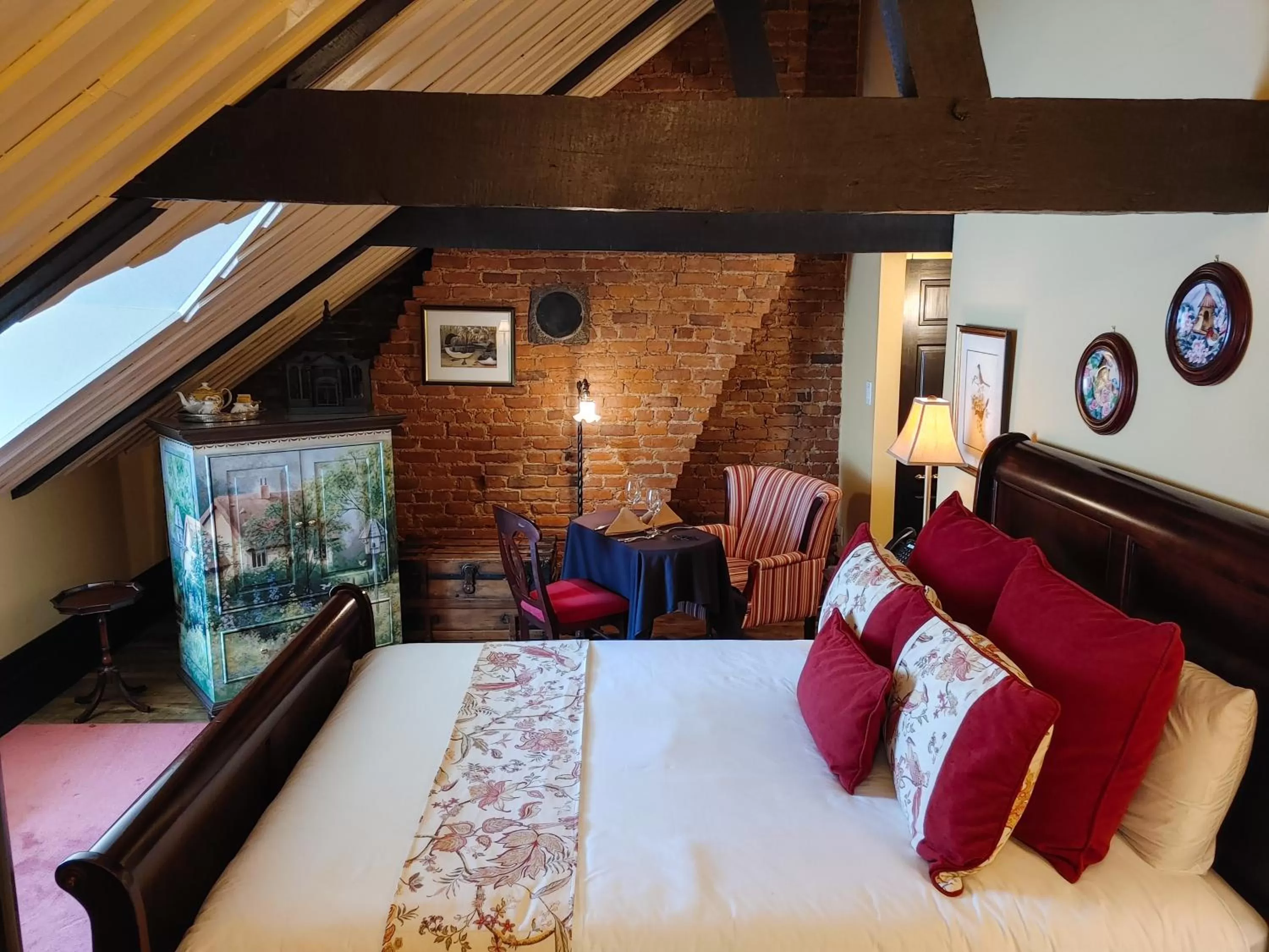 Bed in Le Clos Saint-Louis - Par Aneyro