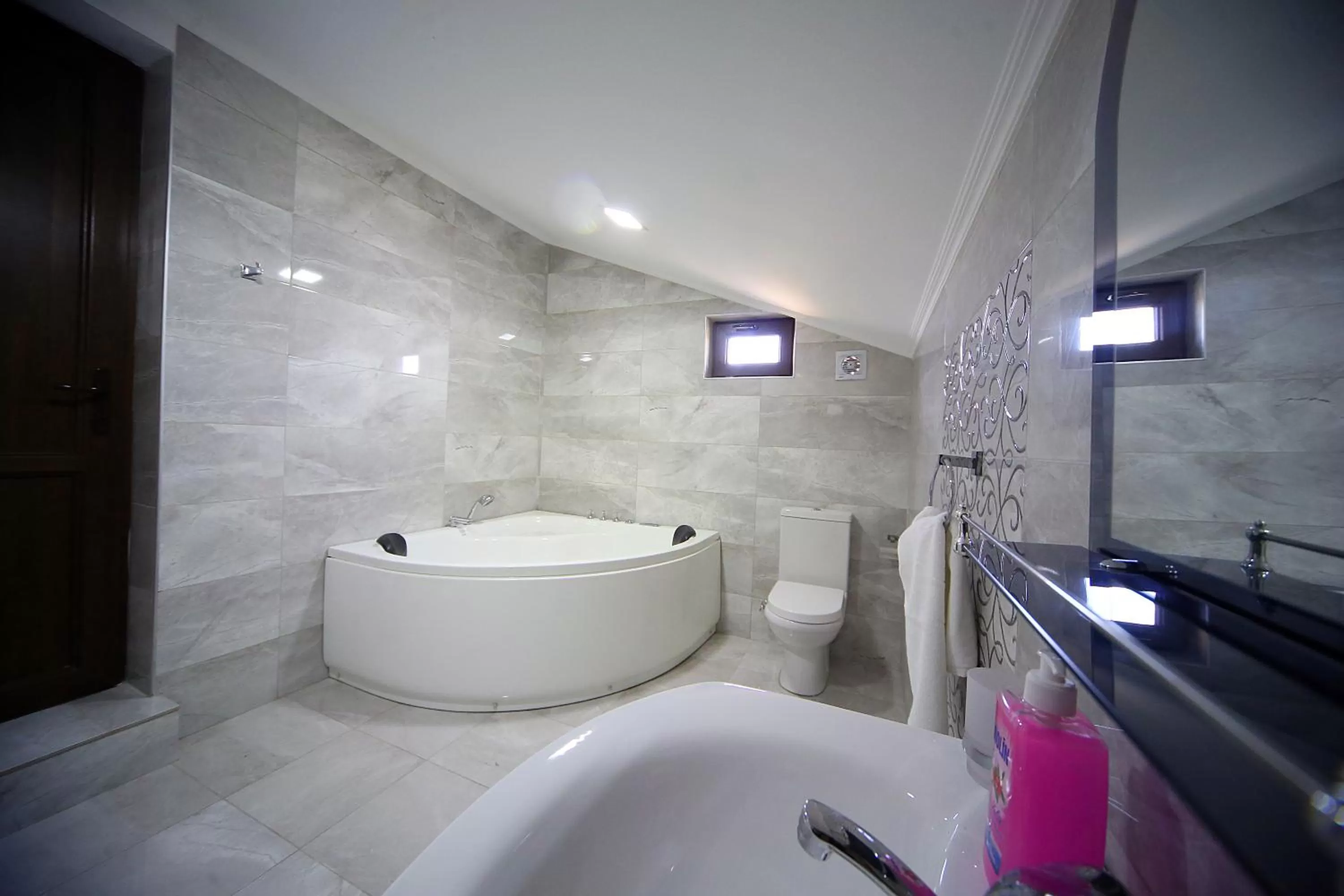 Bathroom in Hotel Harmony