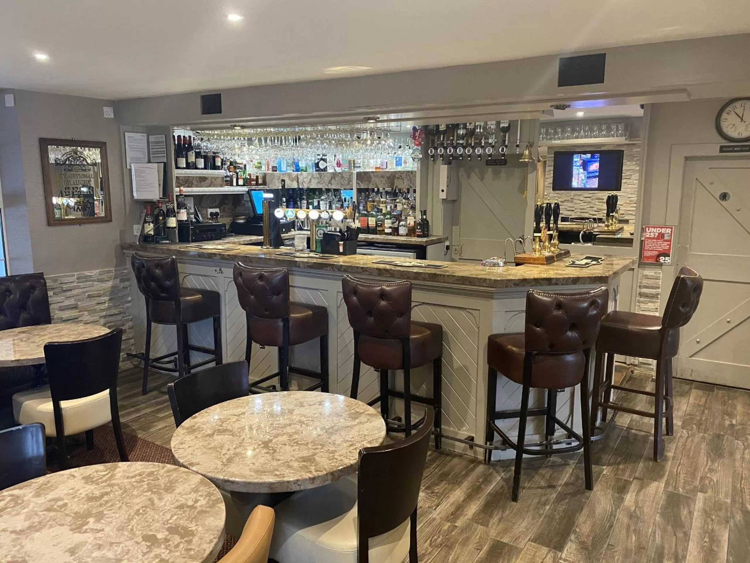 Lounge or bar in The Blue Bell Crookham