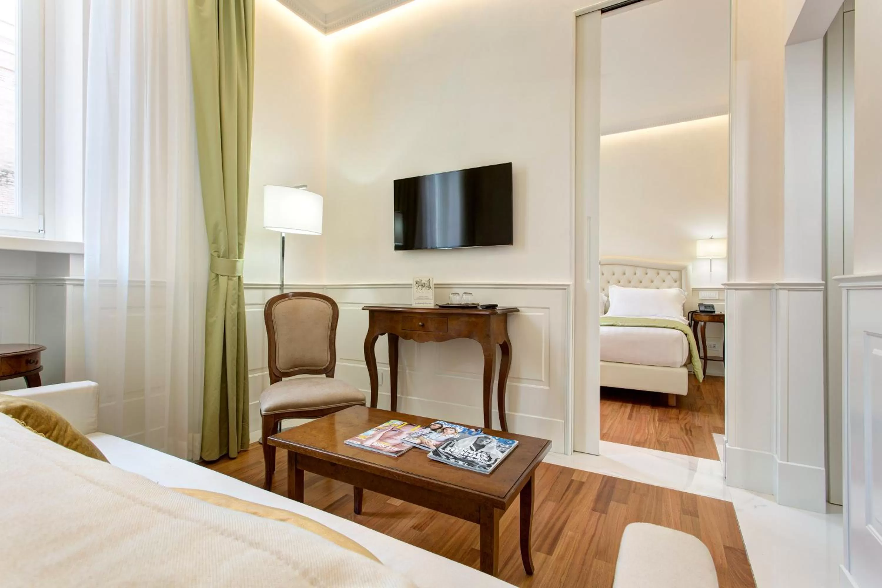 Bed in Hotel Degli Artisti