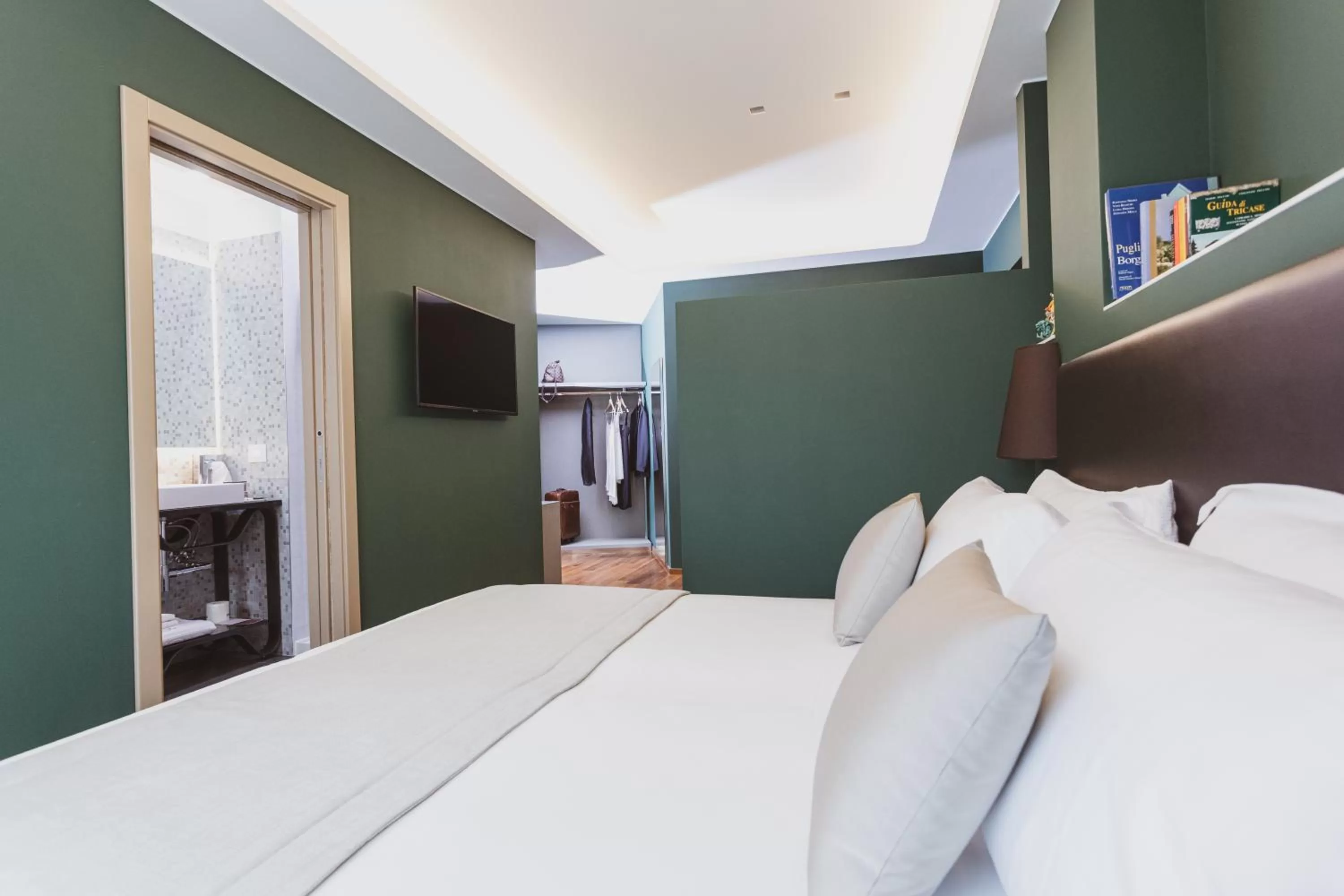 Bed in Callistos Hotel & Spa