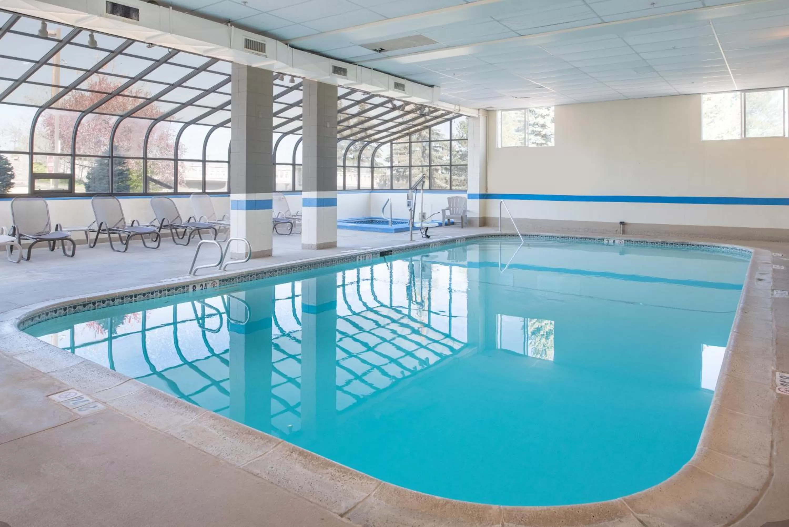 Swimming pool in Ramada by Wyndham Downtown Spokane