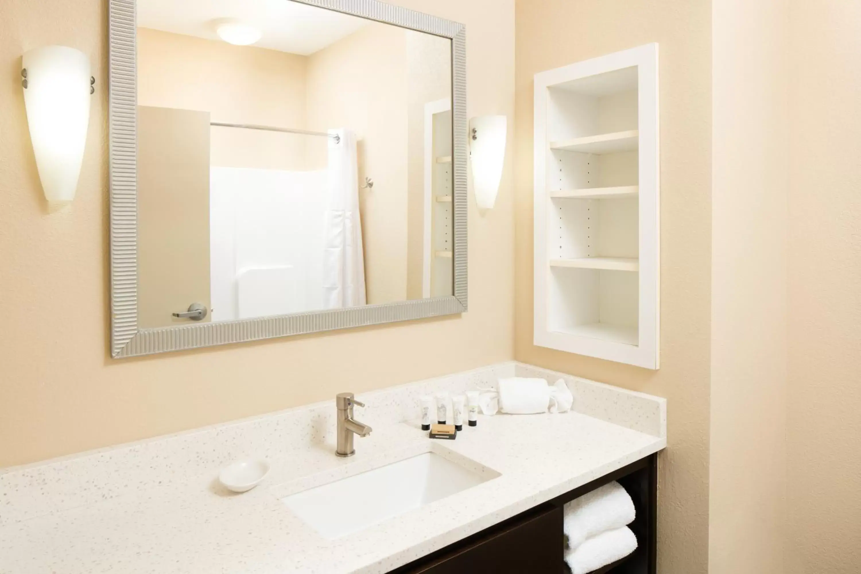 One-Bedroom Suite with Two Queen Beds and Sofa Bed - Non-Smoking in Country Inn & Suites Etown One-Bedroom Suite with Two Queen Beds and Sofa Bed - Non-Smoking in Country Inn & Suites Etown