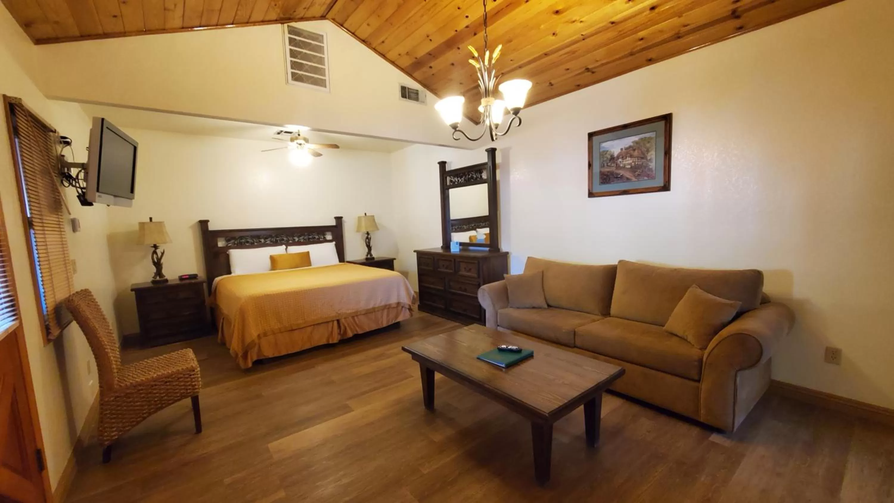 Bed in Kernville Inn