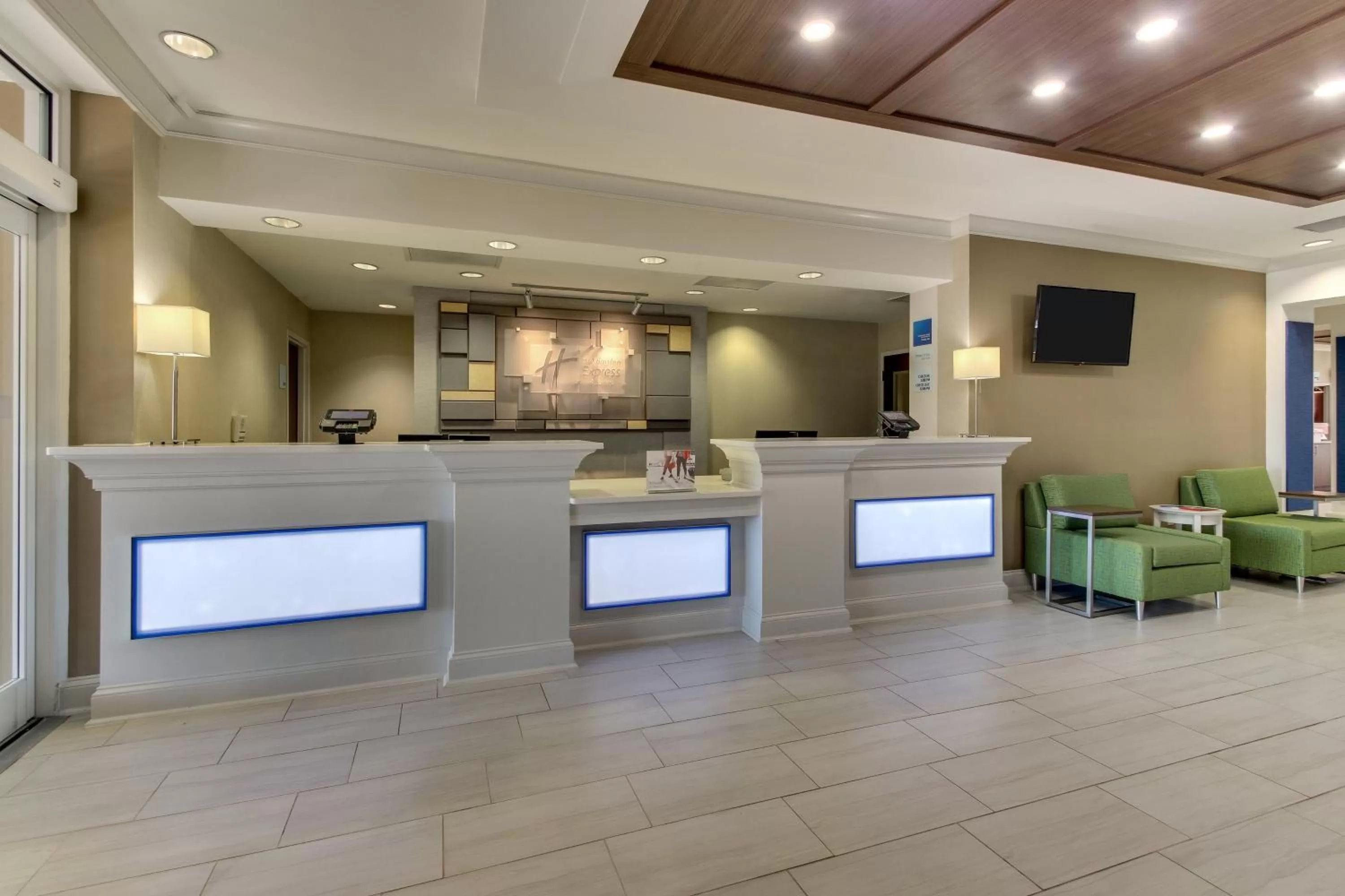 Property building in Holiday Inn Express & Suites Columbus - Ft Benning Maingate by IHG