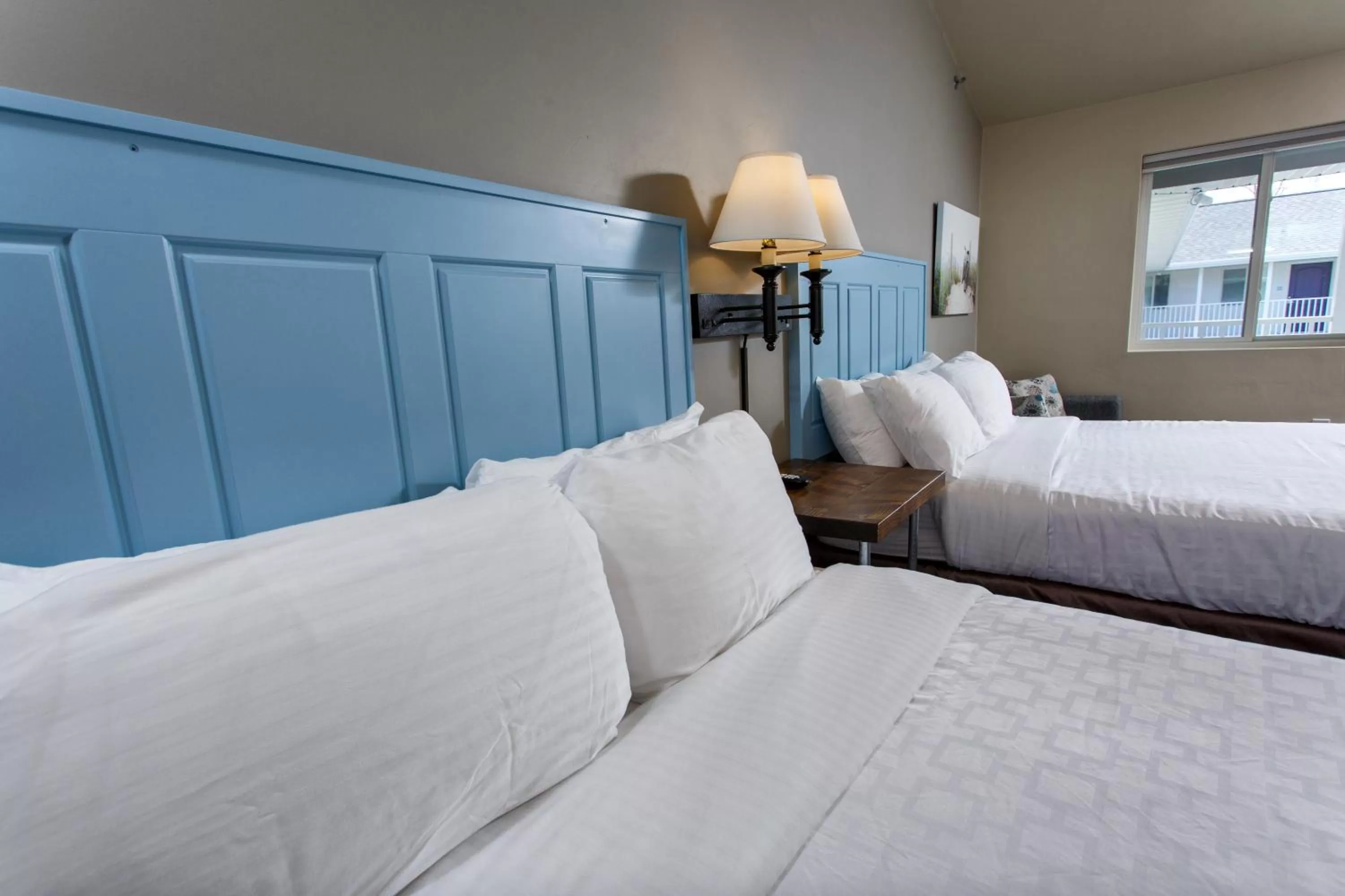 Bedroom, Bed in Julie's Park Cafe & Motel