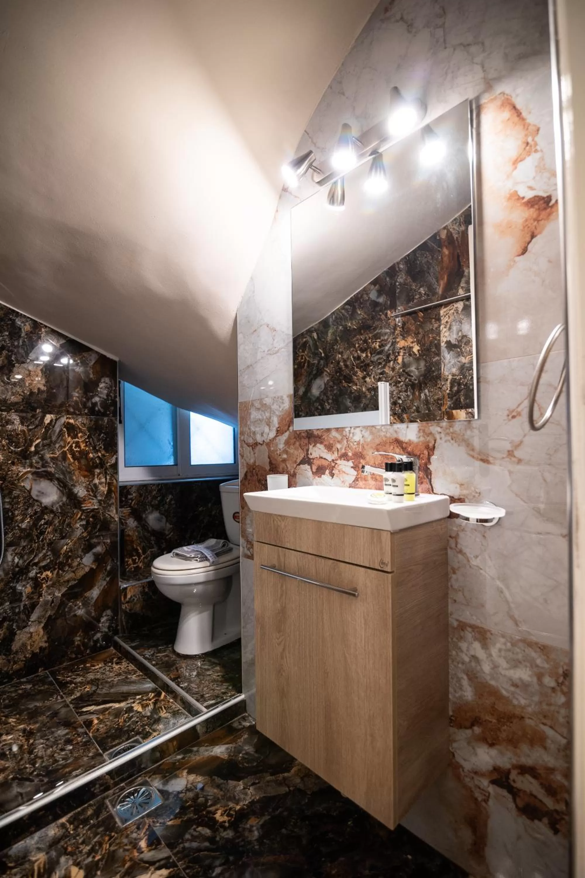 Votsalakia Hotel & Luxury Apartments