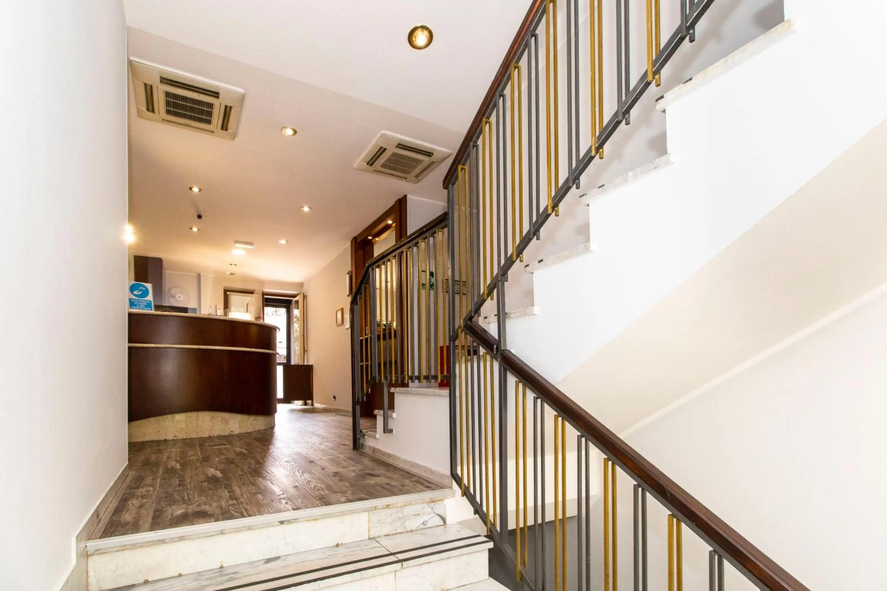 Staff in Hotel Cristallo Torino