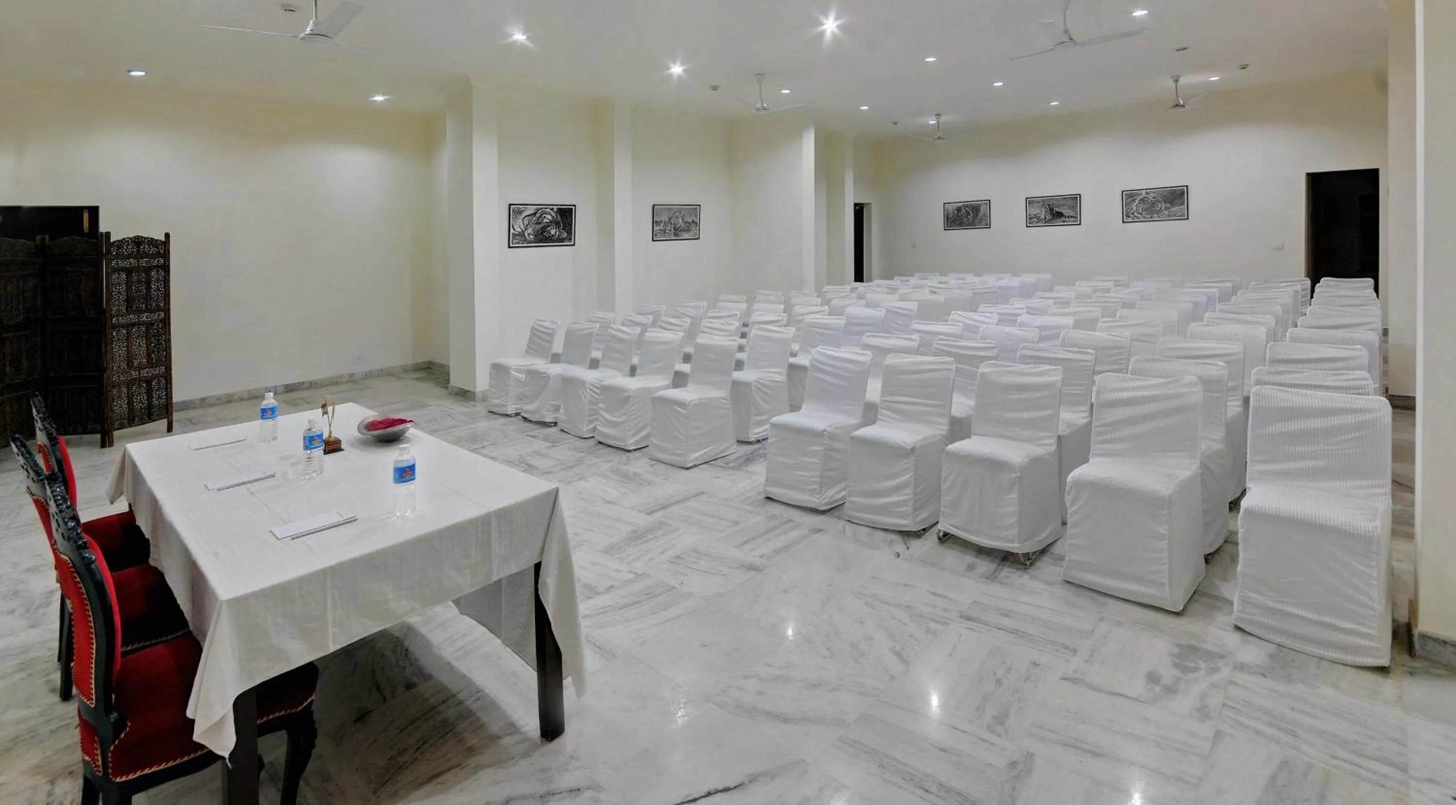 Banquet/Function facilities in The Hadoti Palace, Bundi