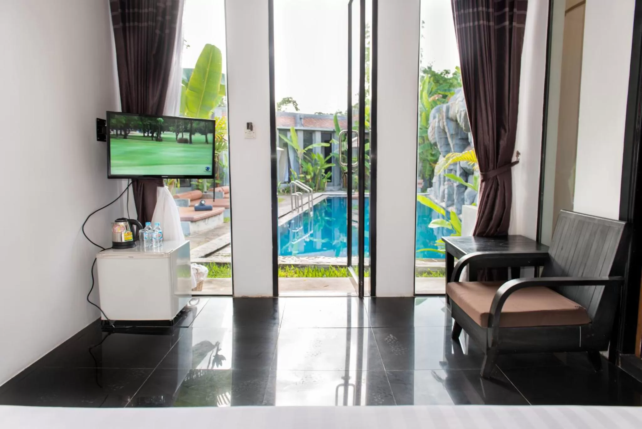  Deluxe Double Room - Free Pickup in Maison Gen Angkor