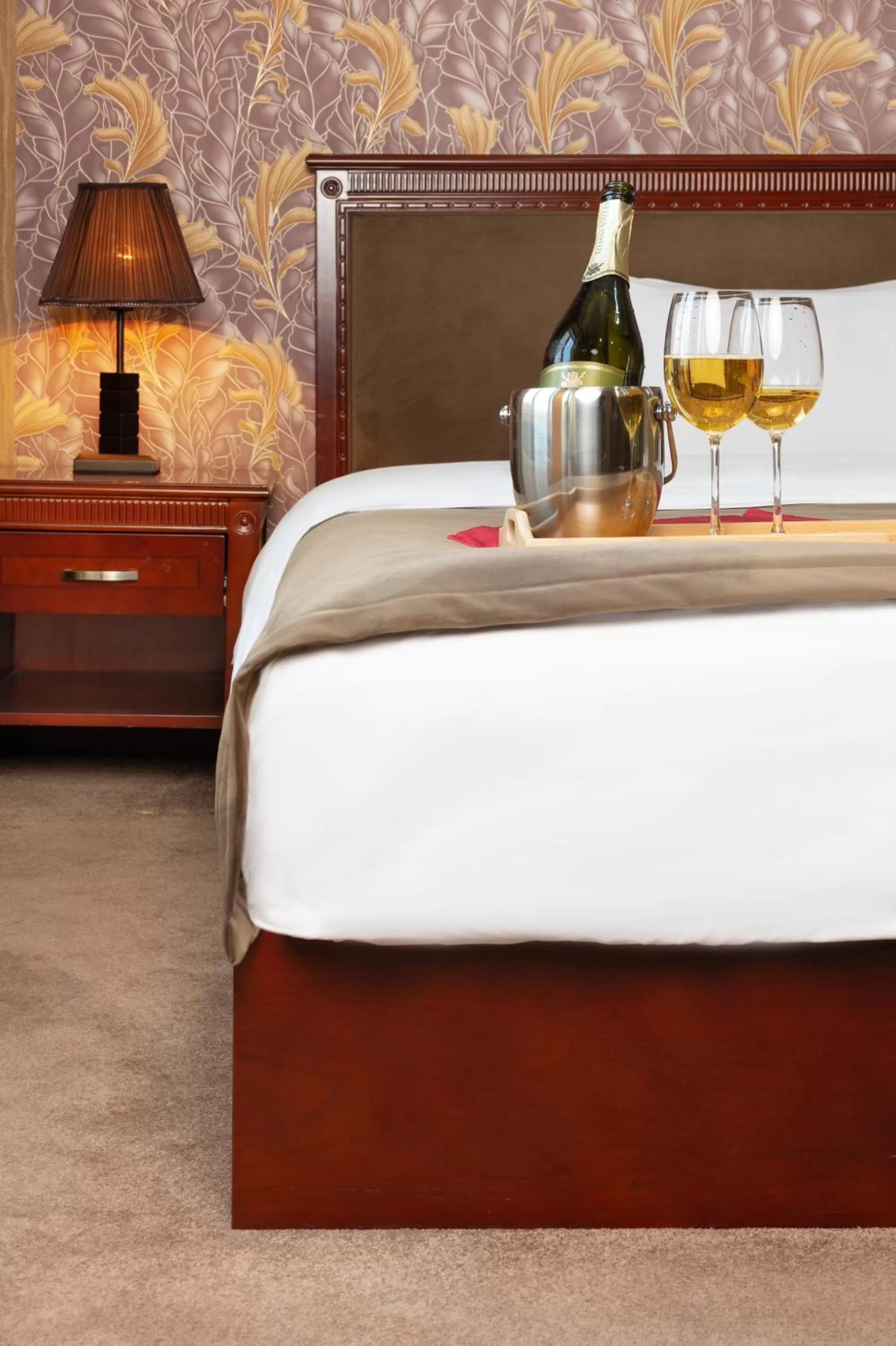 Bed in Margo Palace Hotel