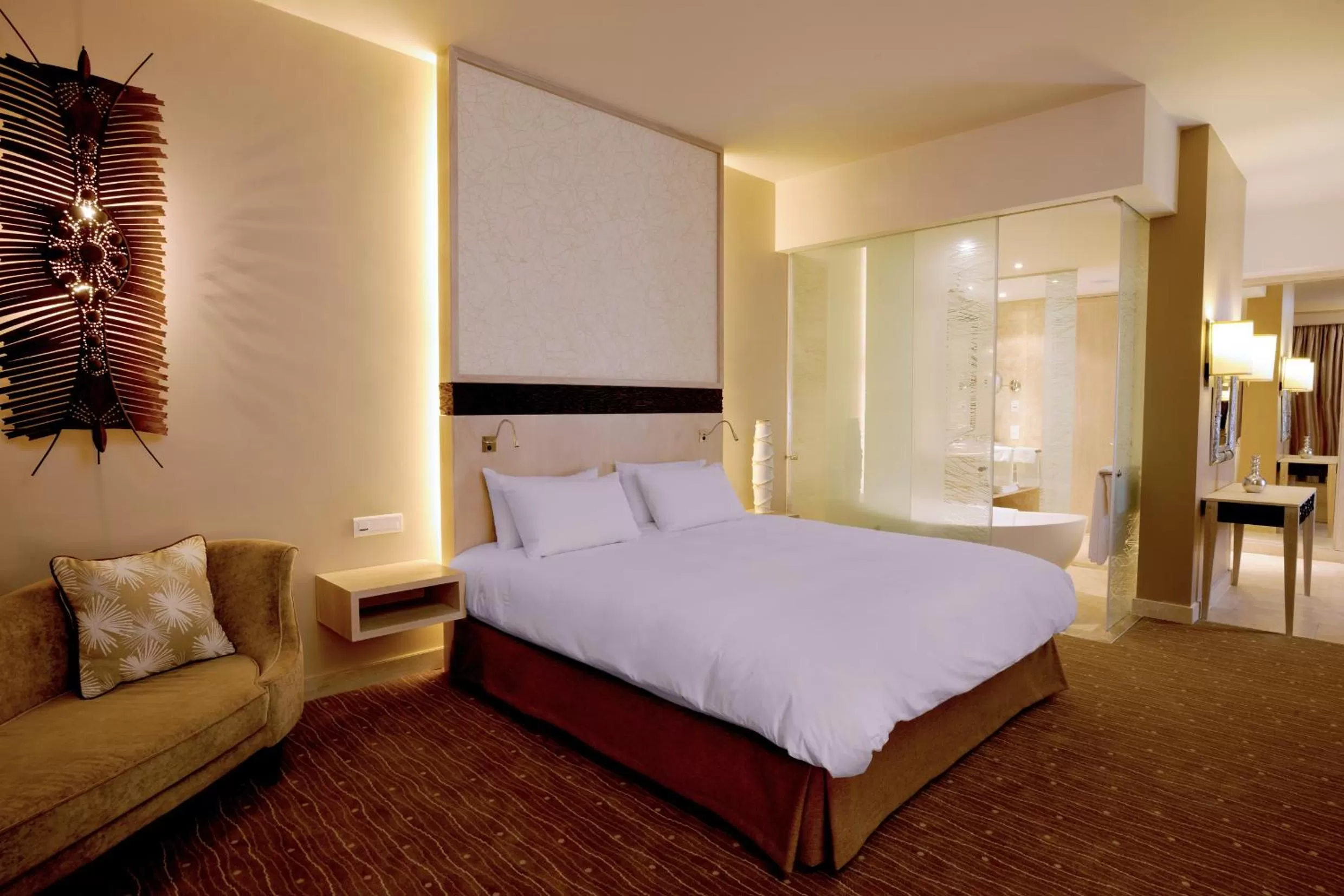 Photo of the whole room, Bed in Oubaai Hotel Golf & Spa