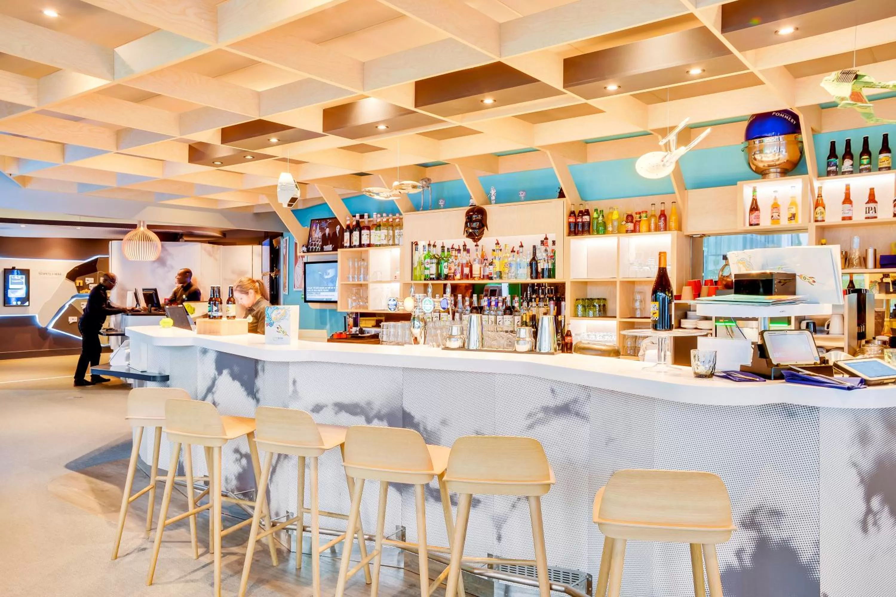 Lounge or bar in ibis Styles Paris Charles de Gaulle Airport