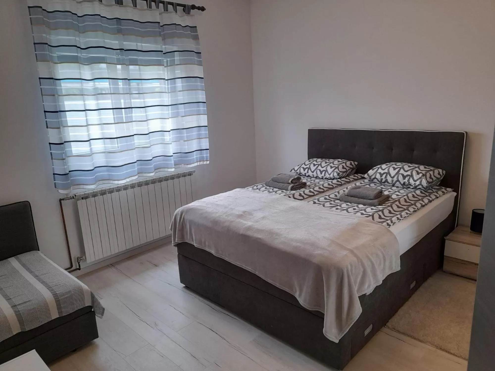 Bed in KE-TO Zagreb Airport Rooms